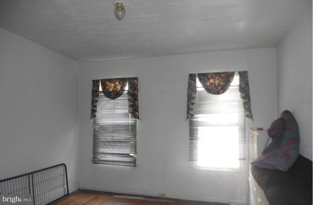 COLD SPRING NEWTOWN - Residential