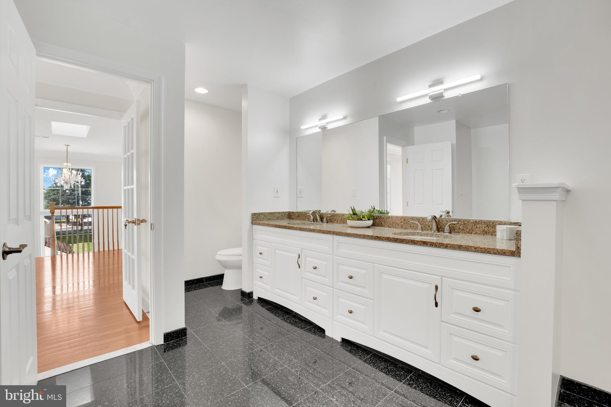 DOUGLAS PARK - Residential