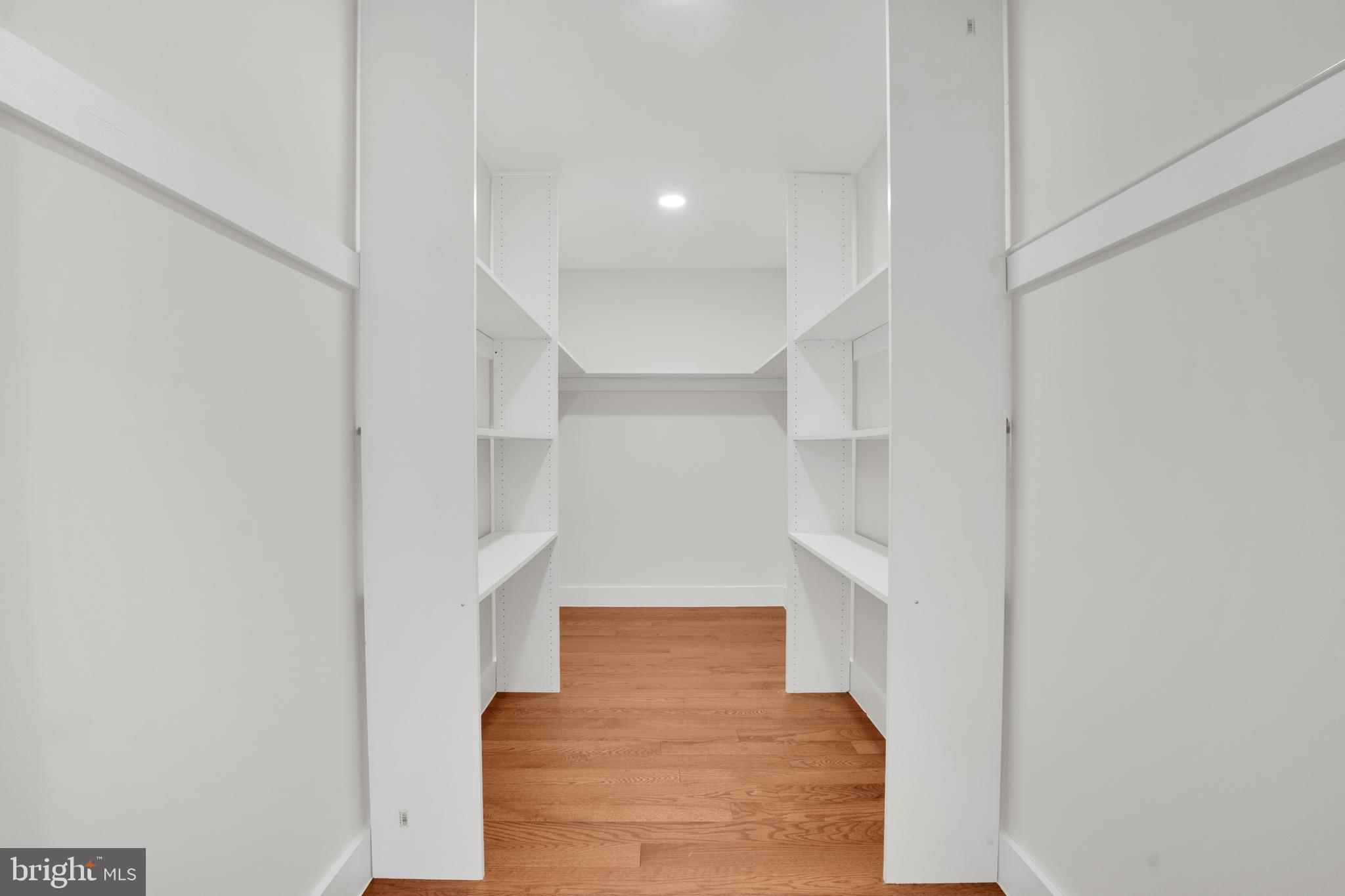 DOUGLAS PARK - Residential