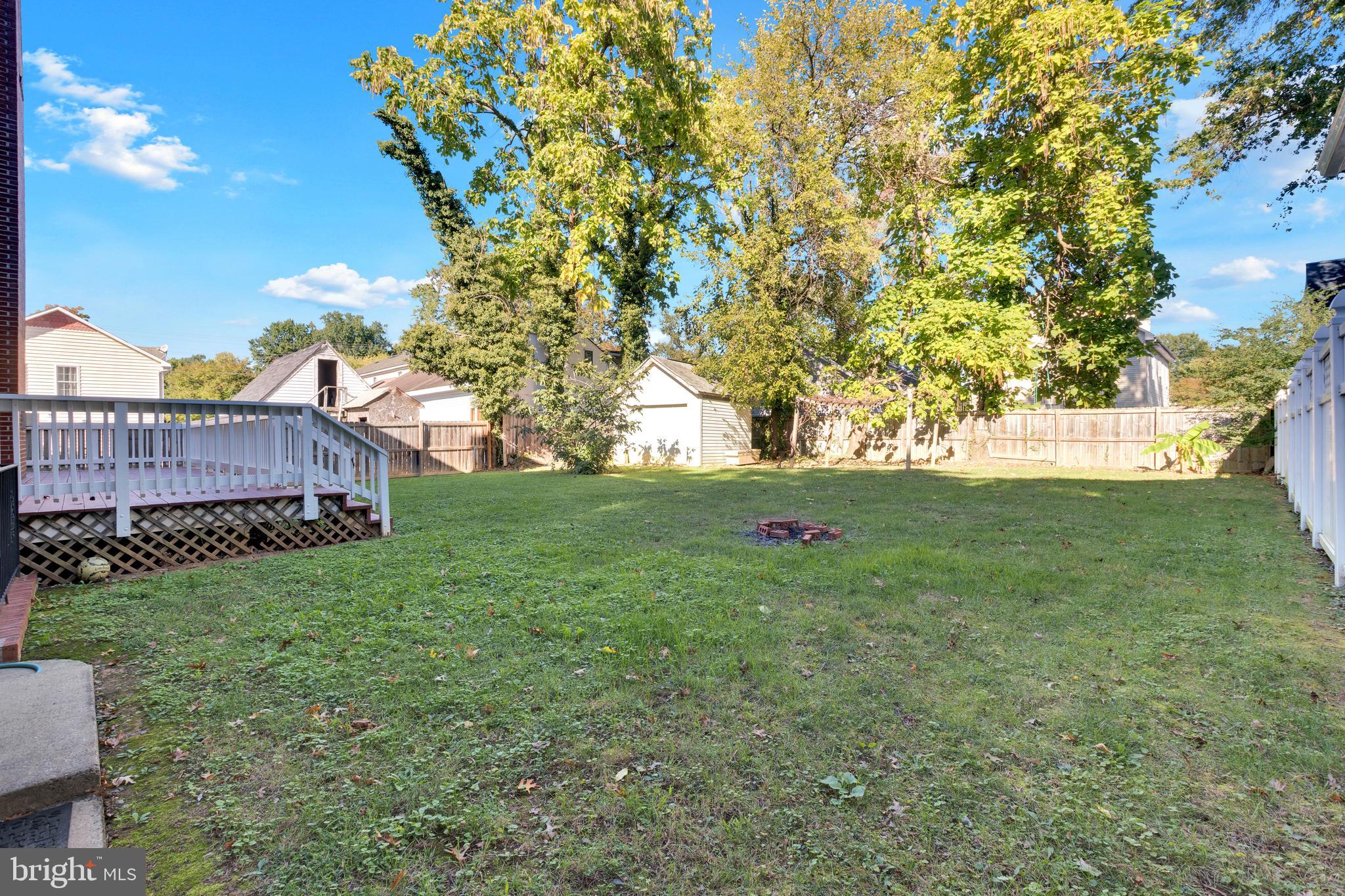 DOUGLAS PARK - Residential