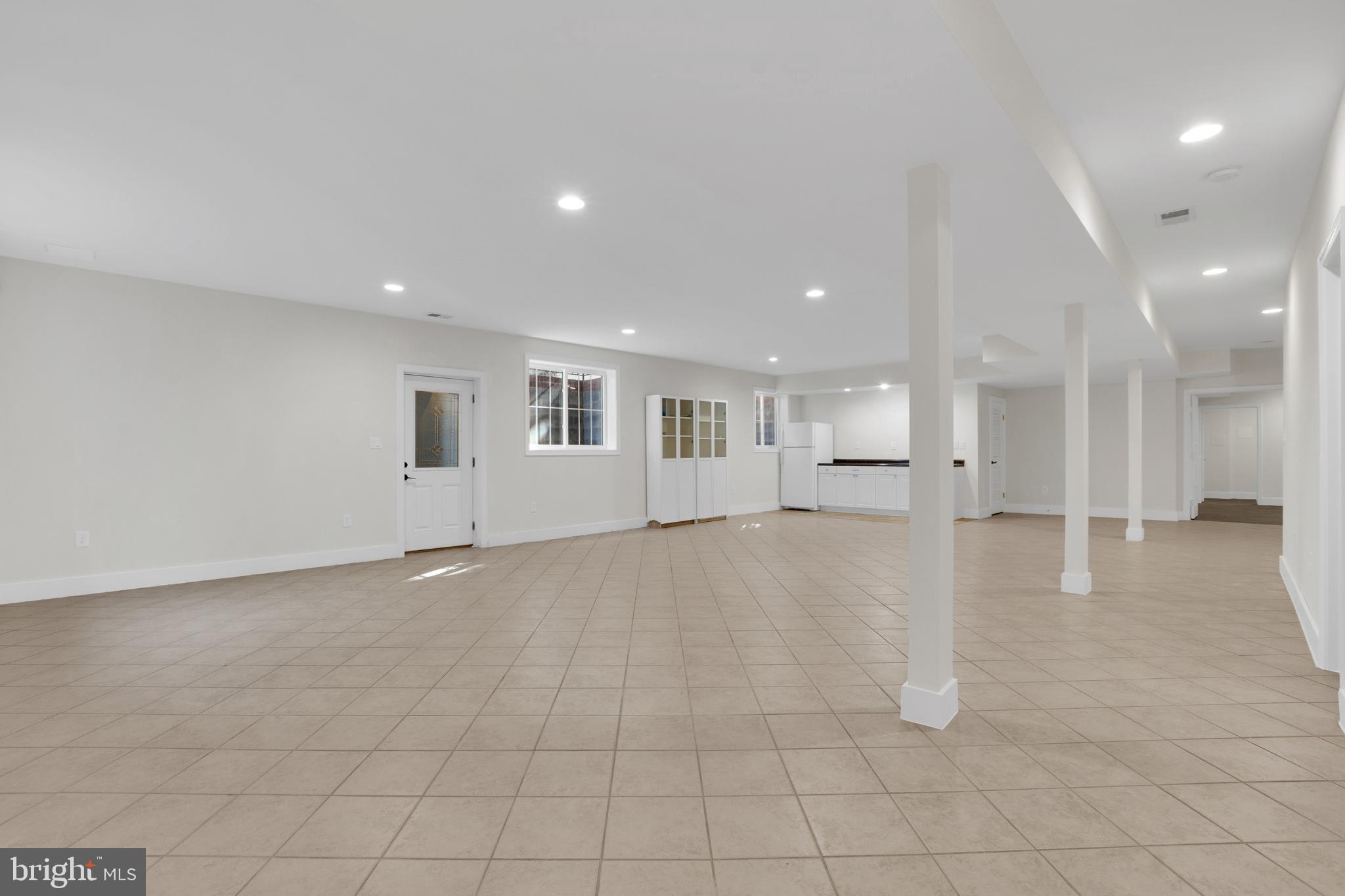 DOUGLAS PARK - Residential