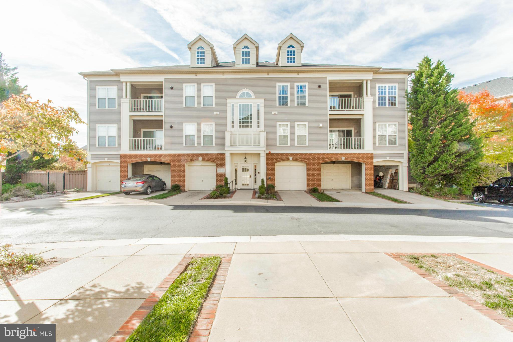 WESTBROOK COURT - Residential