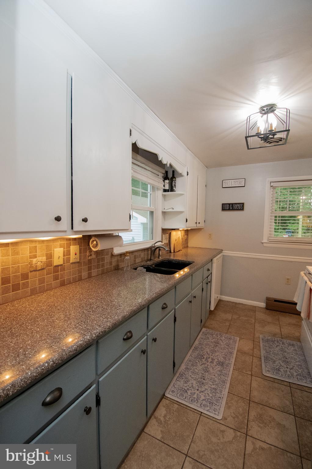 38402 ROBIN HOOD ROAD