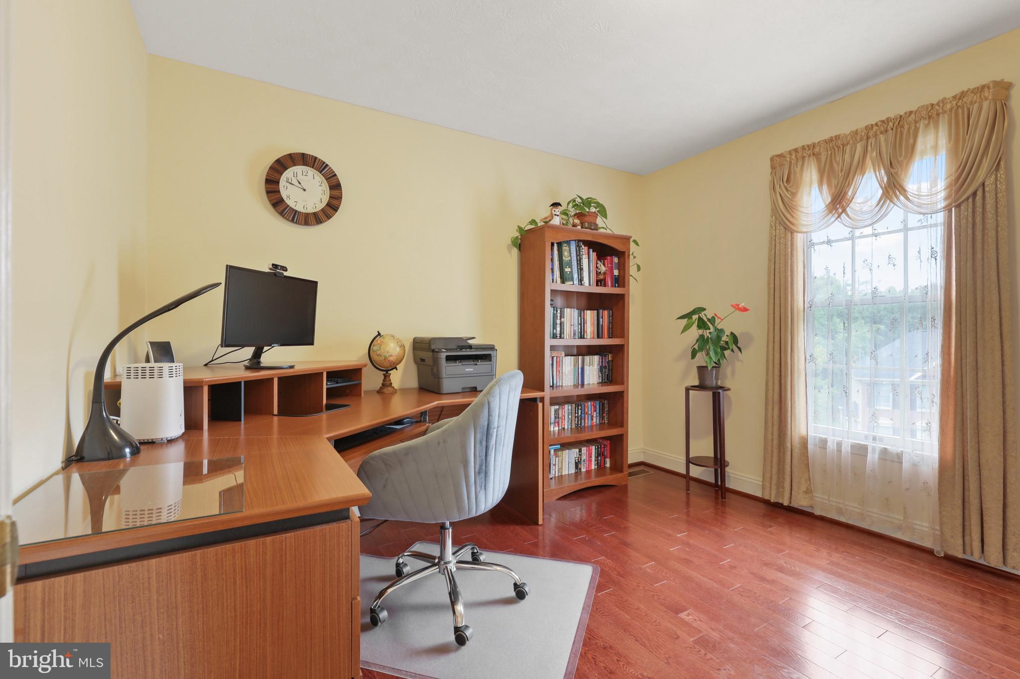 LYONSWOOD - Residential