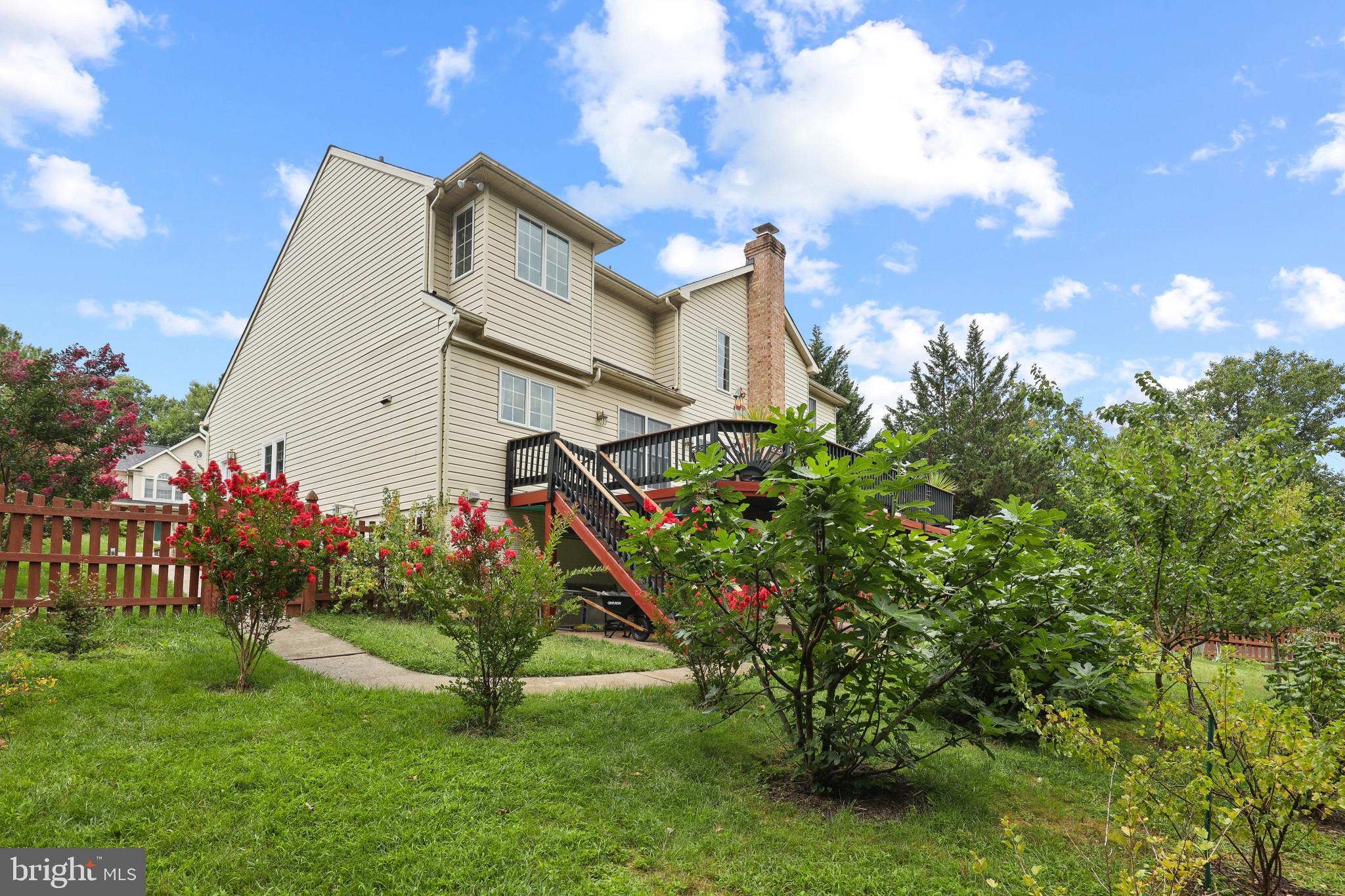 LYONSWOOD - Residential