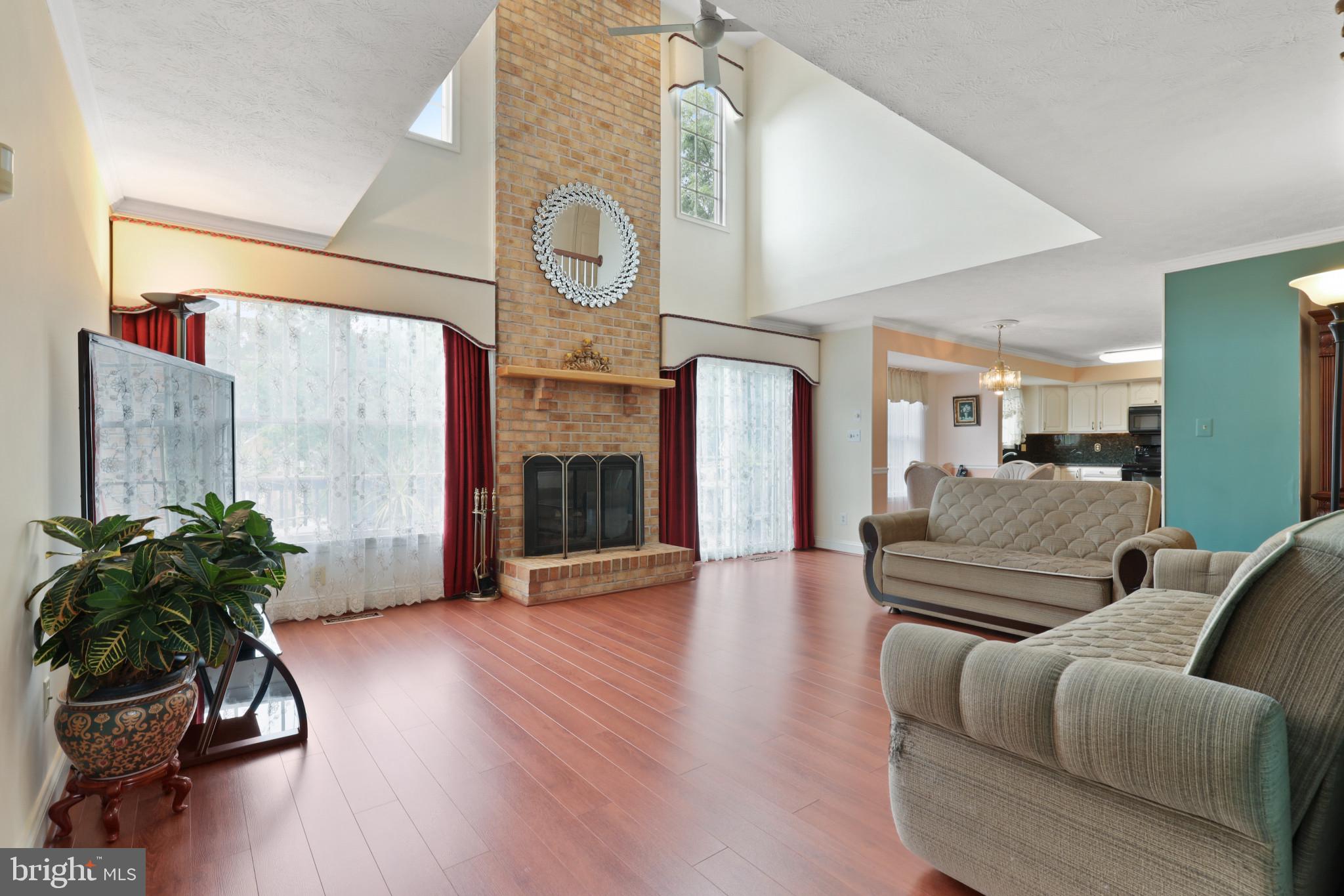 LYONSWOOD - Residential