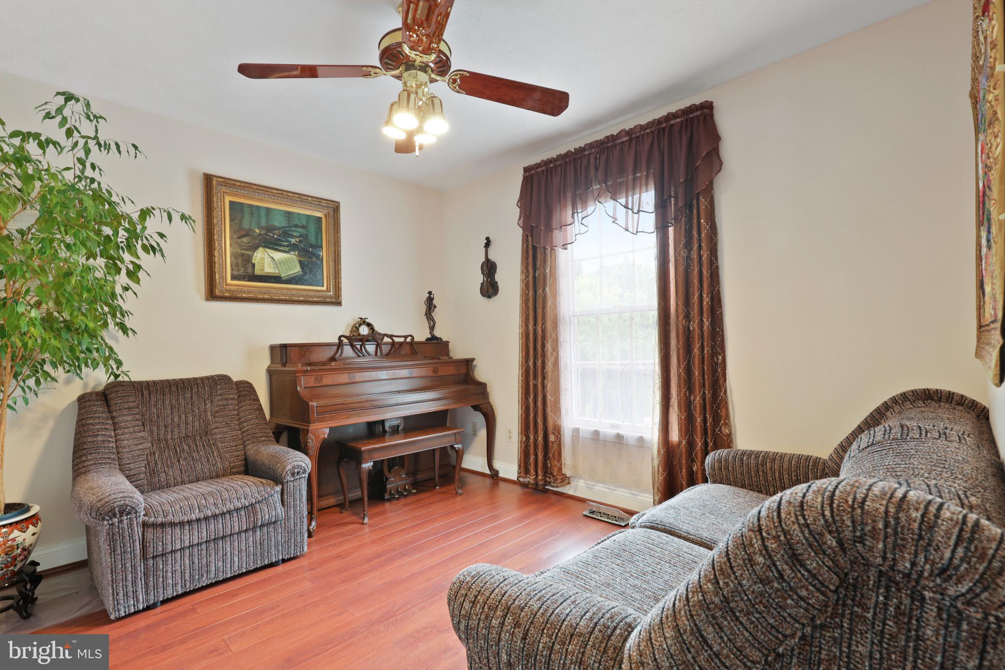 LYONSWOOD - Residential