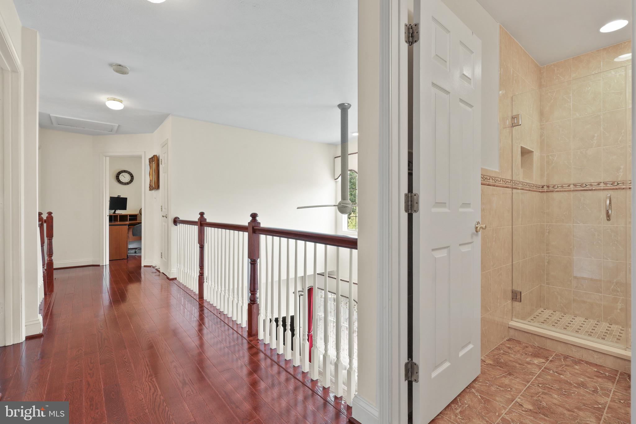 LYONSWOOD - Residential