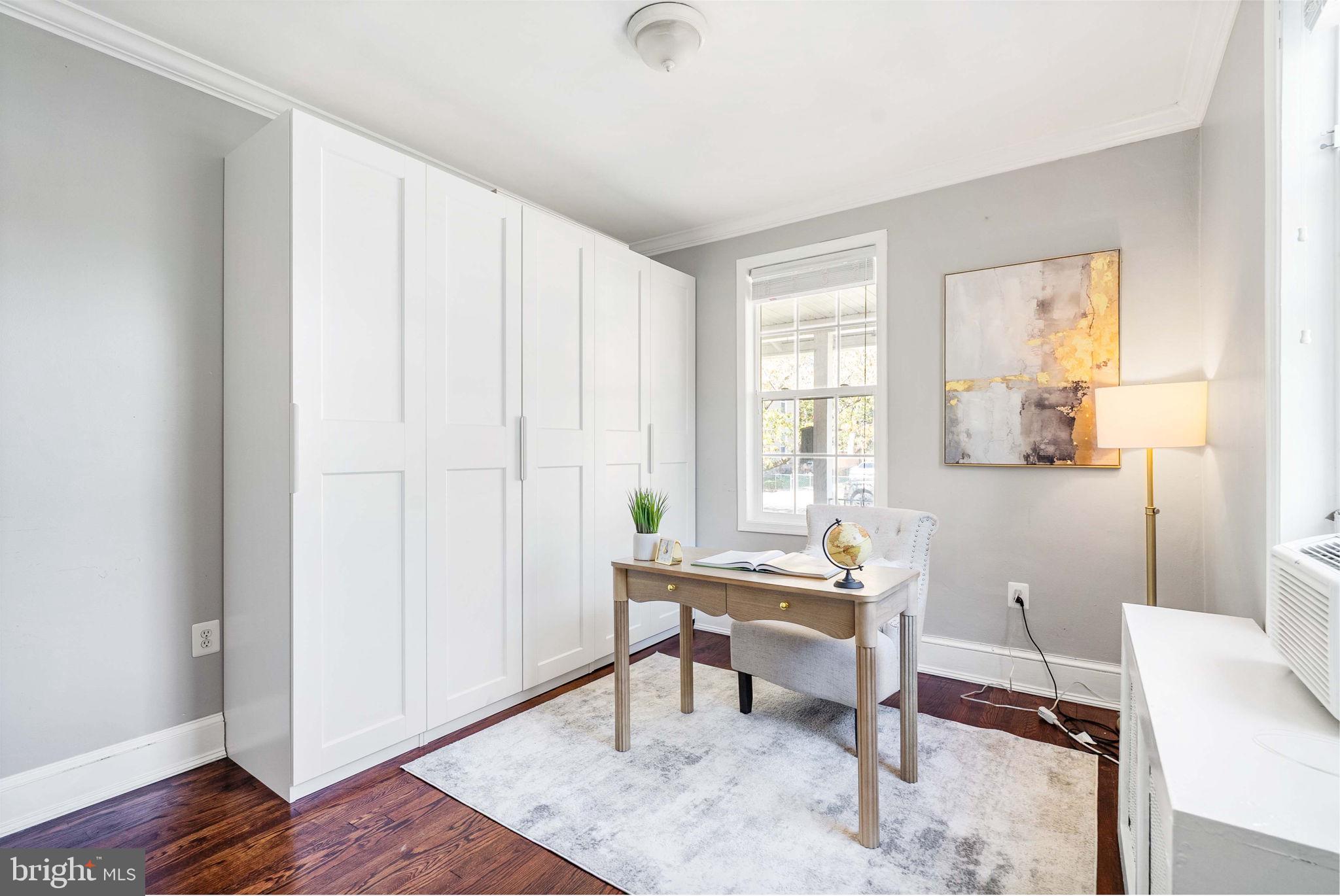 RIVERDALE PARK - Residential