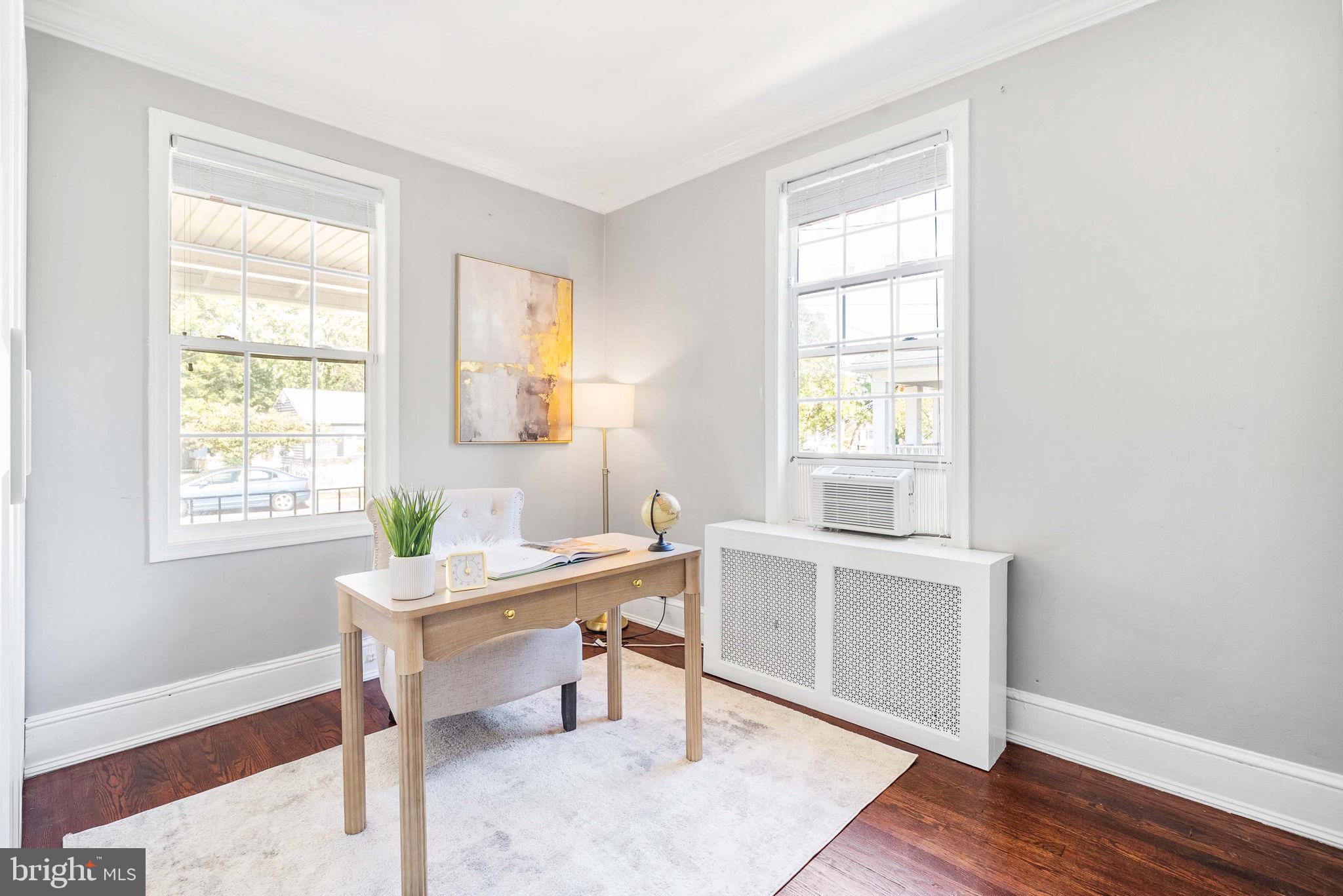 RIVERDALE PARK - Residential