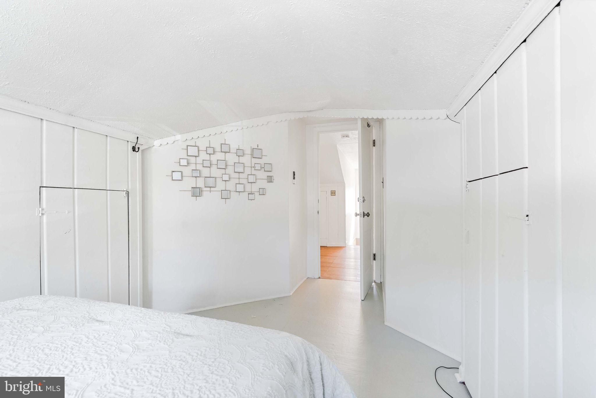 RIVERDALE PARK - Residential