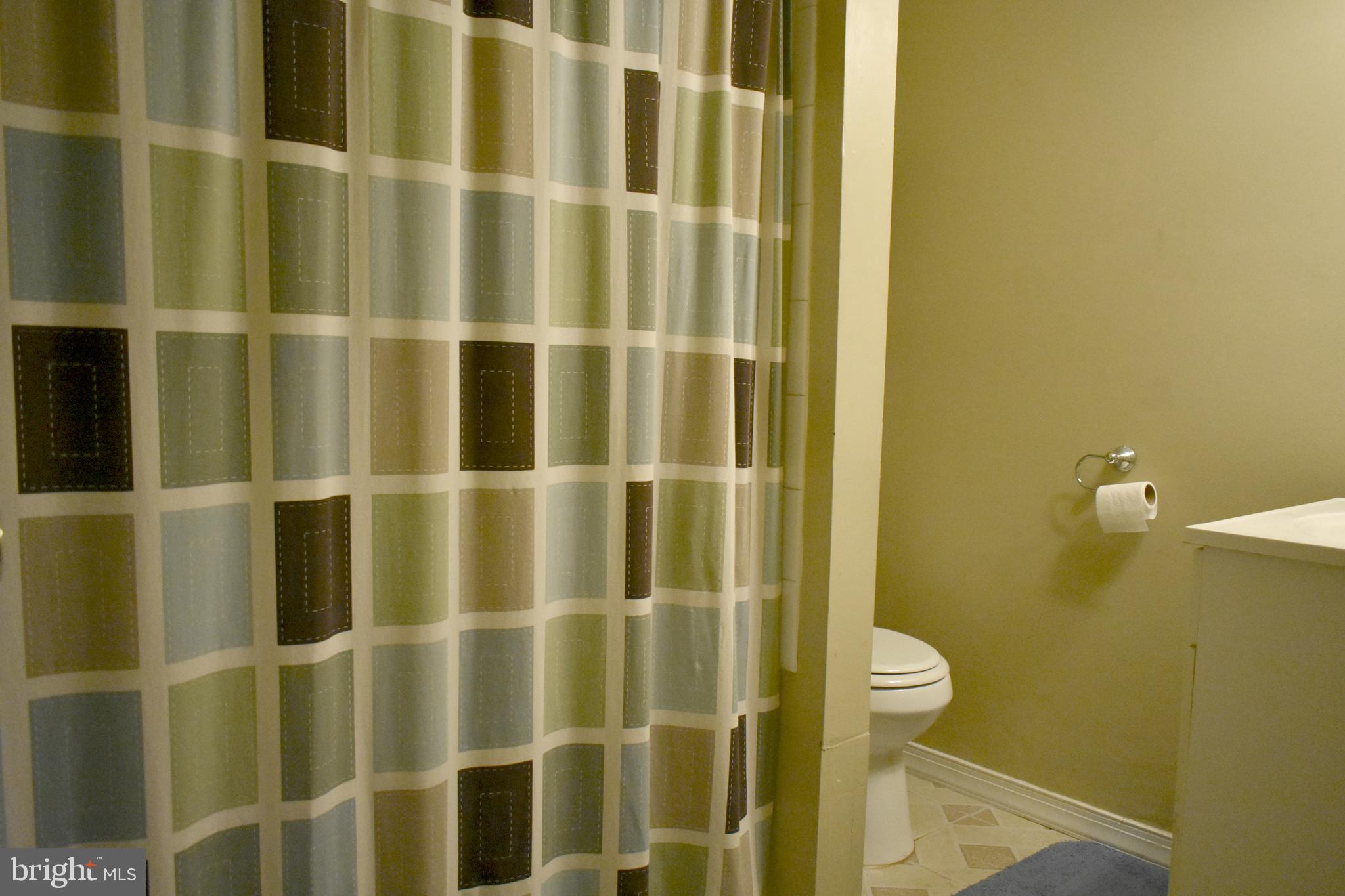 VILLAGE SQUARE - Residential