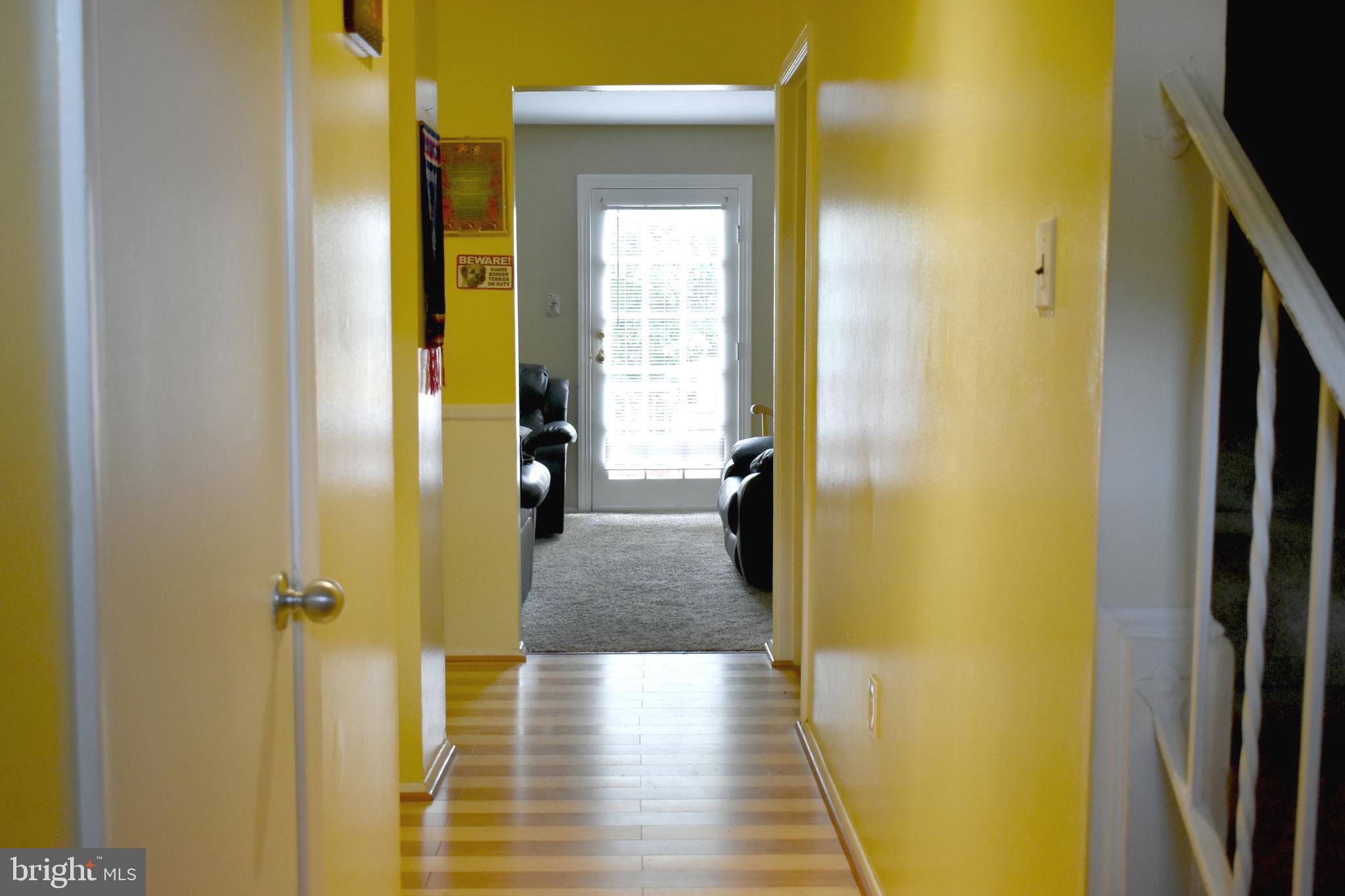 VILLAGE SQUARE - Residential