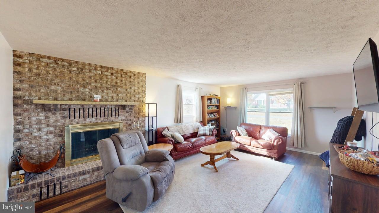 HEALY HEIGHTS - Residential