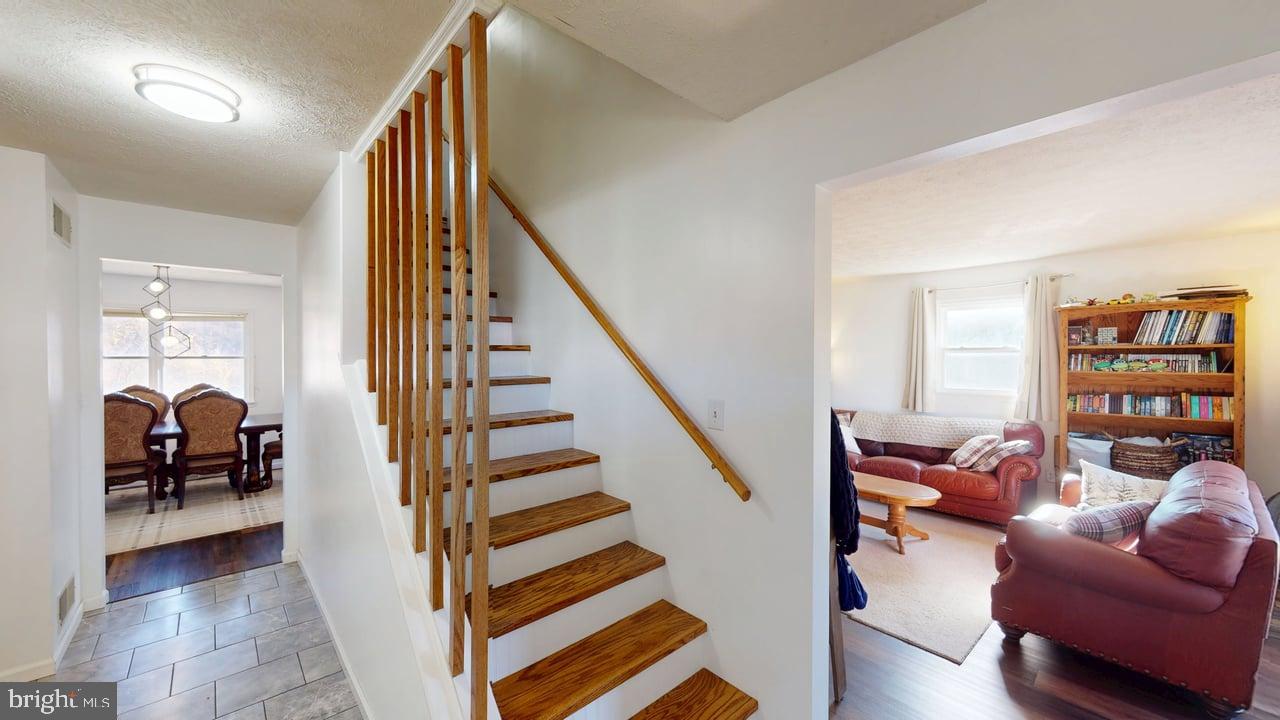 HEALY HEIGHTS - Residential