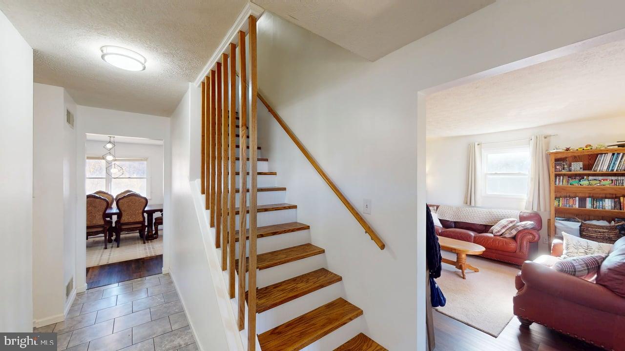 HEALY HEIGHTS - Residential