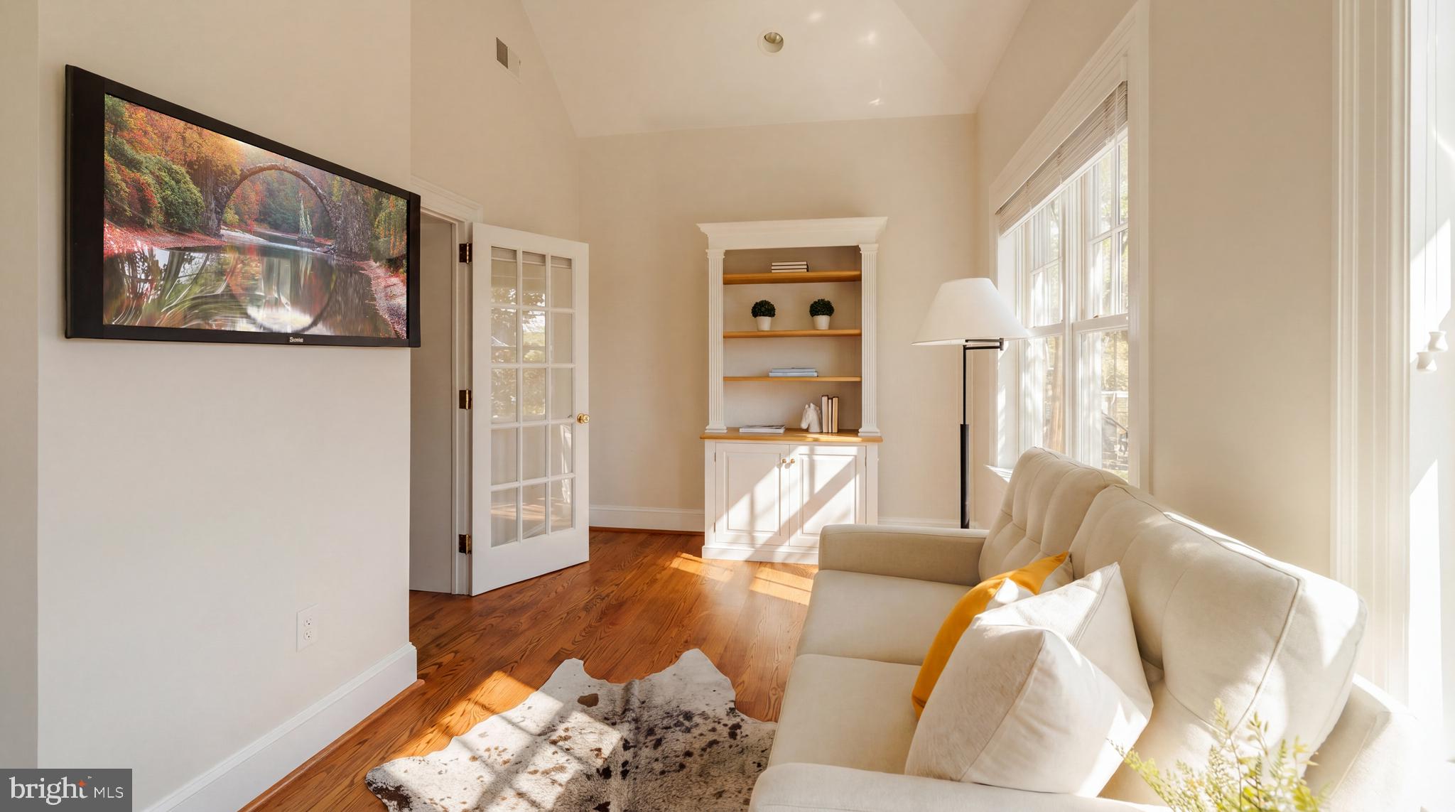 OBSERVATORY CIRCLE - Residential