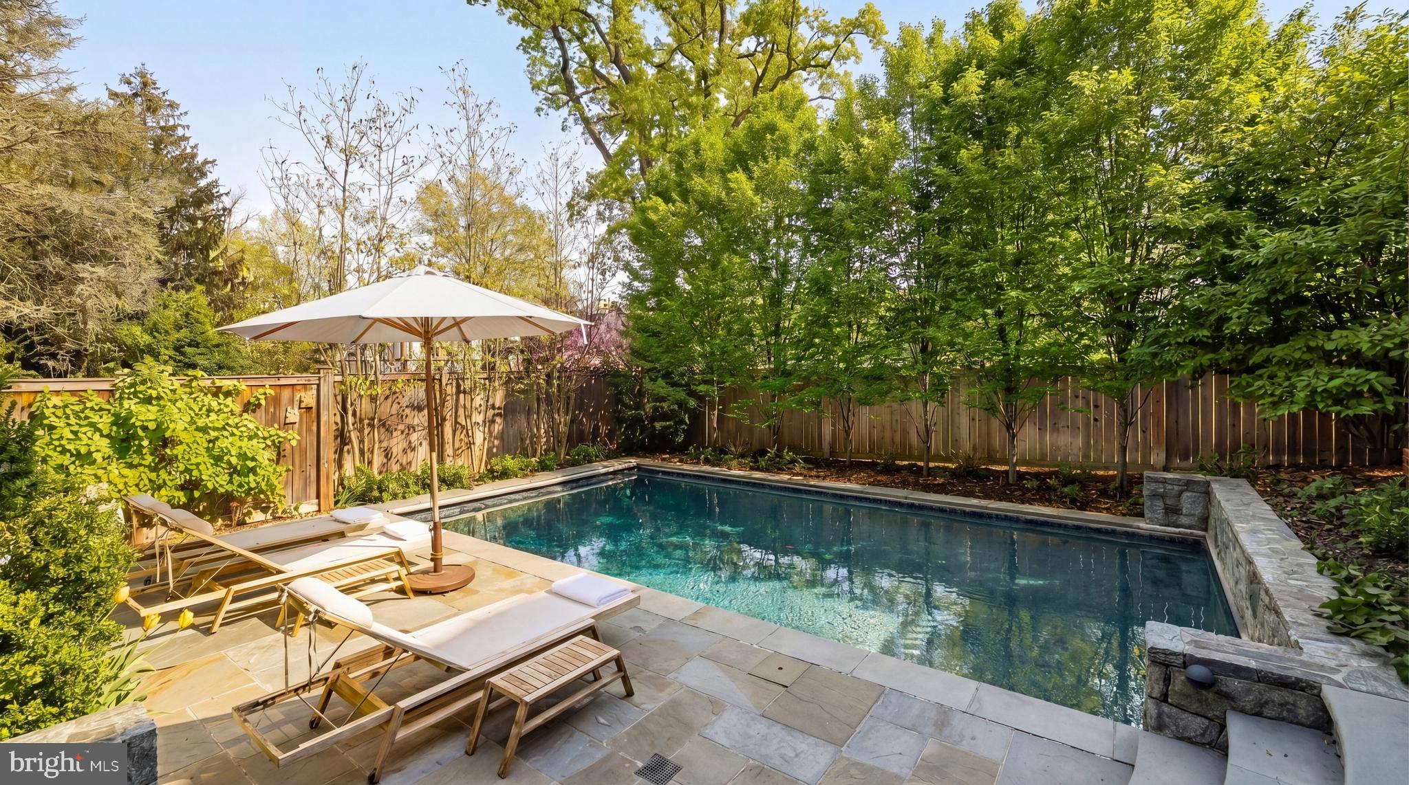 OBSERVATORY CIRCLE - Residential