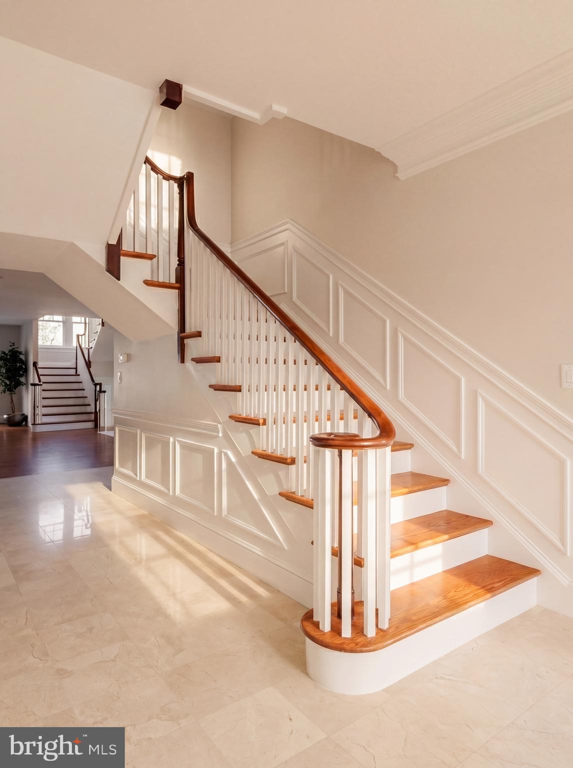 OBSERVATORY CIRCLE - Residential