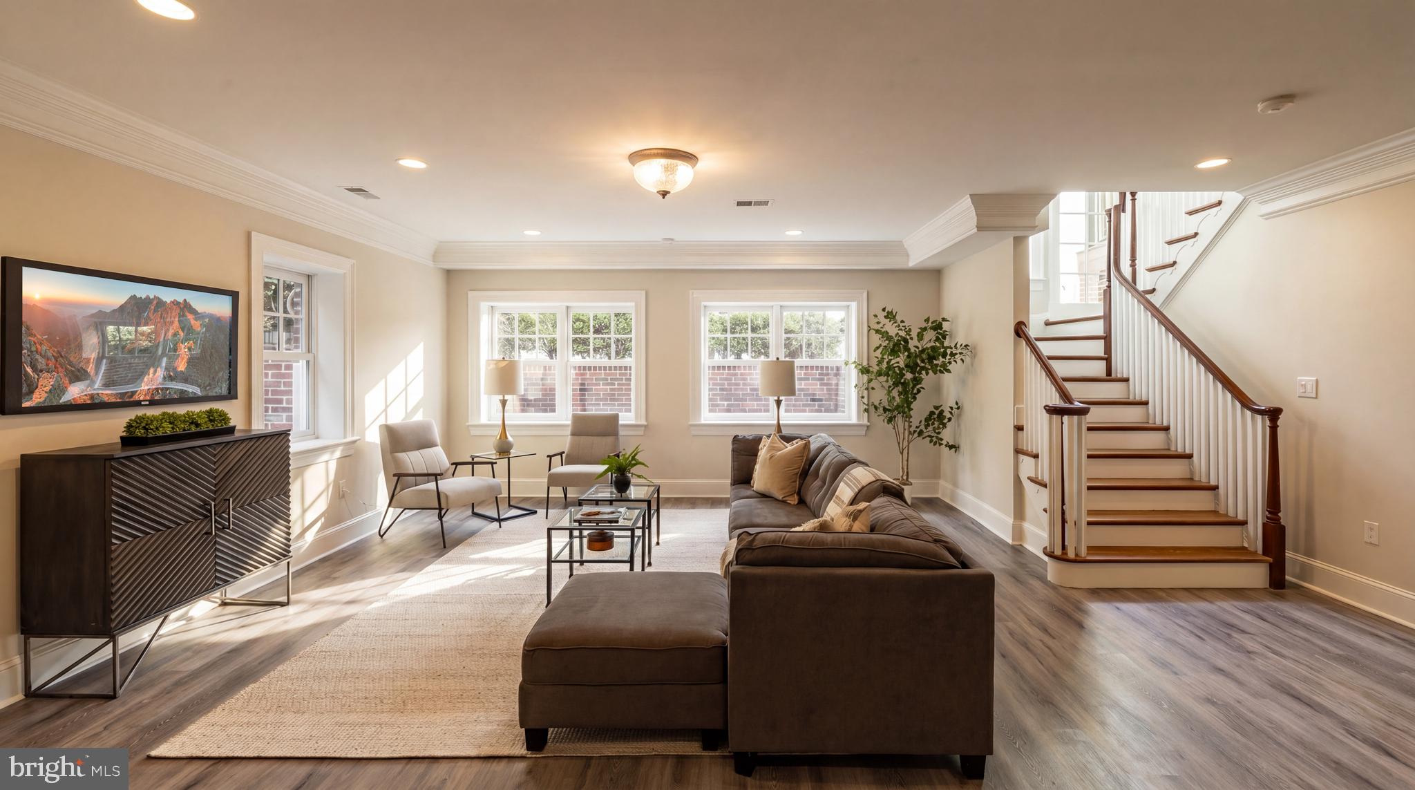 OBSERVATORY CIRCLE - Residential