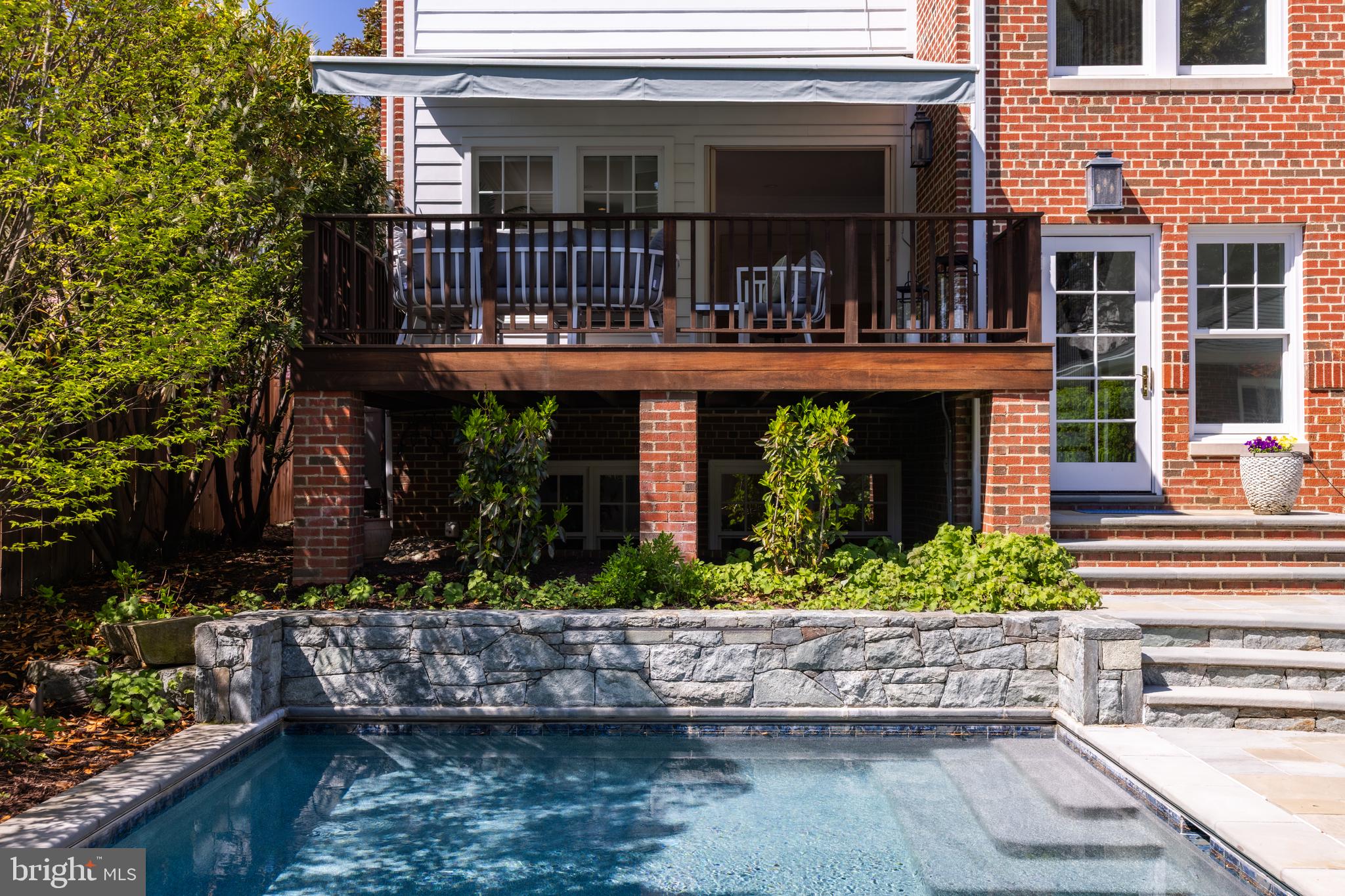 OBSERVATORY CIRCLE - Residential