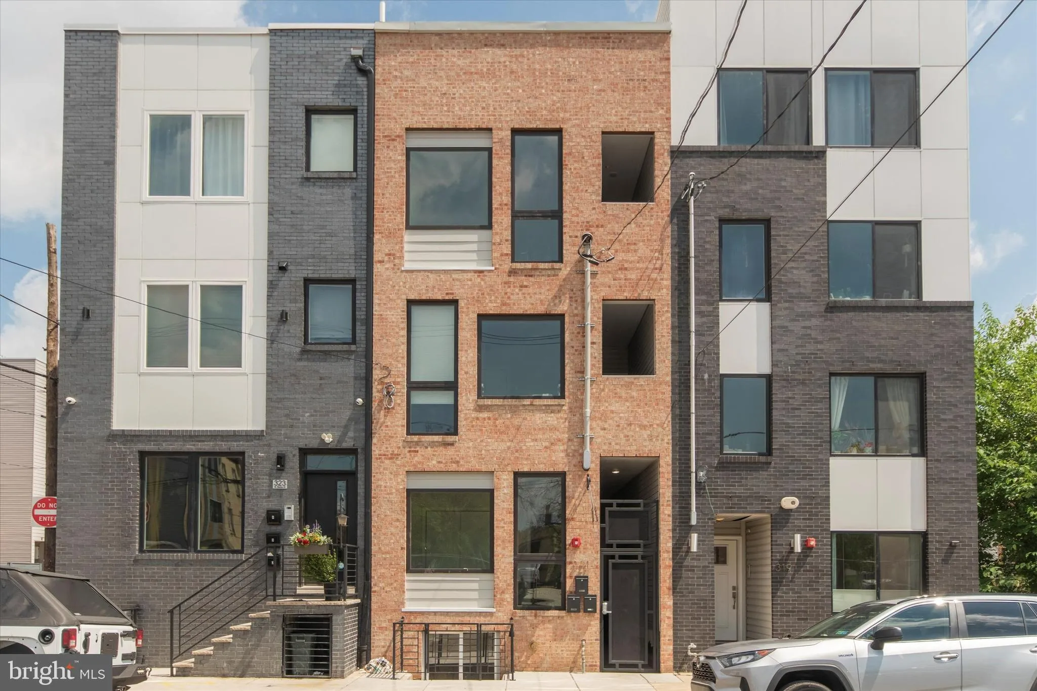 Philadelphia, Pennsylvania 19122, United States, 7 Bedrooms Bedrooms, ,Residential,Active,34702