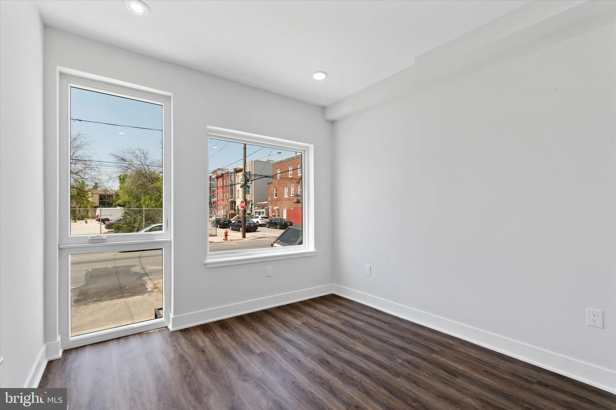 Philadelphia, Pennsylvania 19122, United States, 7 Bedrooms Bedrooms, ,Residential,Active,34702