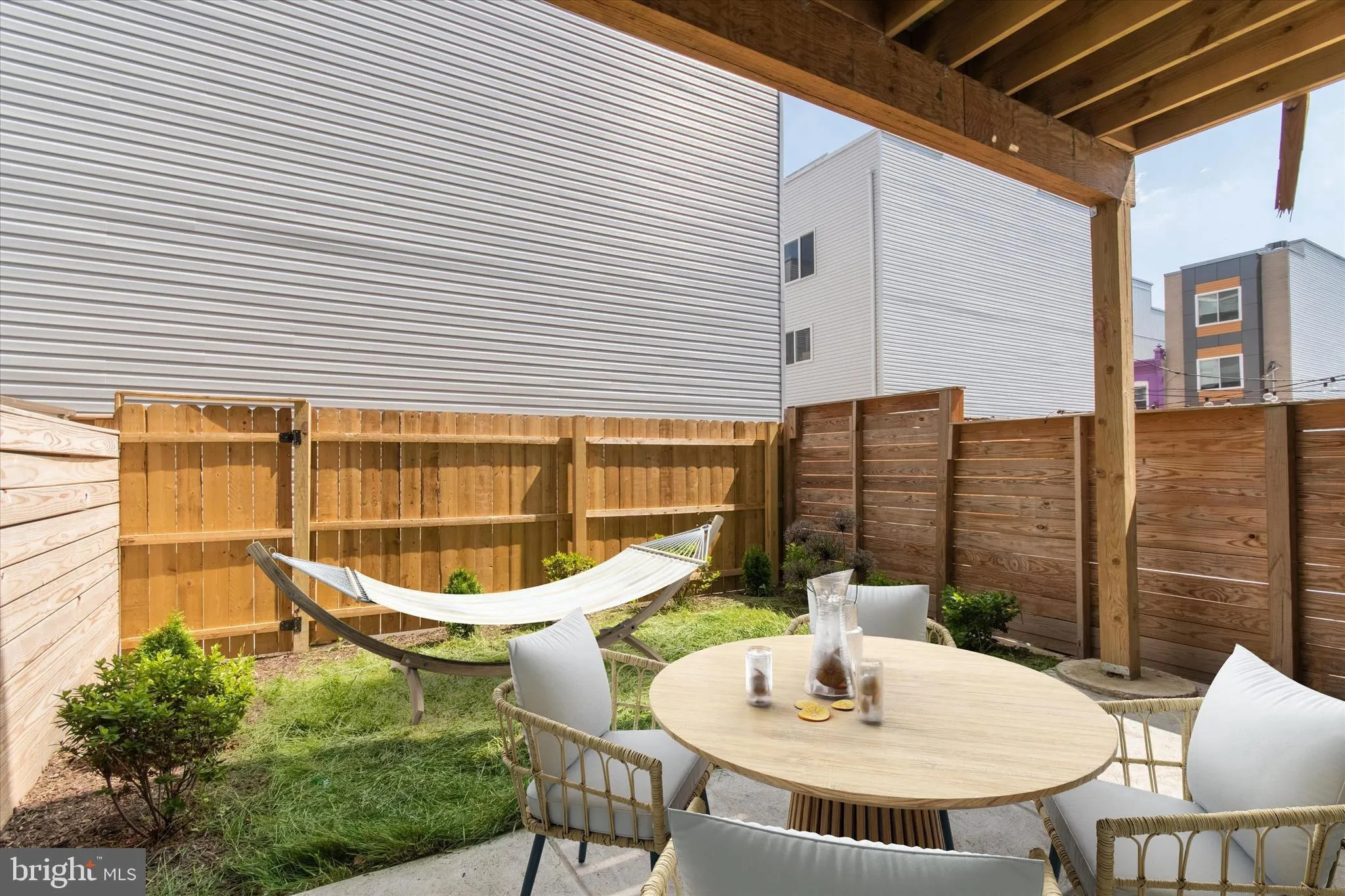 Philadelphia, Pennsylvania 19122, United States, 7 Bedrooms Bedrooms, ,Residential,Active,34702