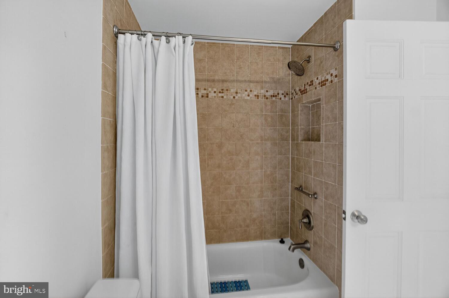 DOWNTOWN FREDERICK - Residential