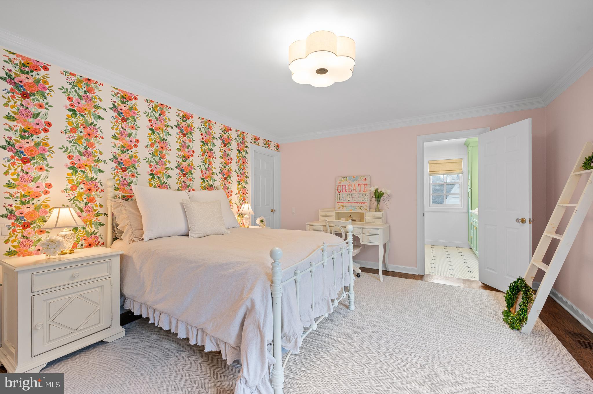 LEOPARD FARMS - Residential