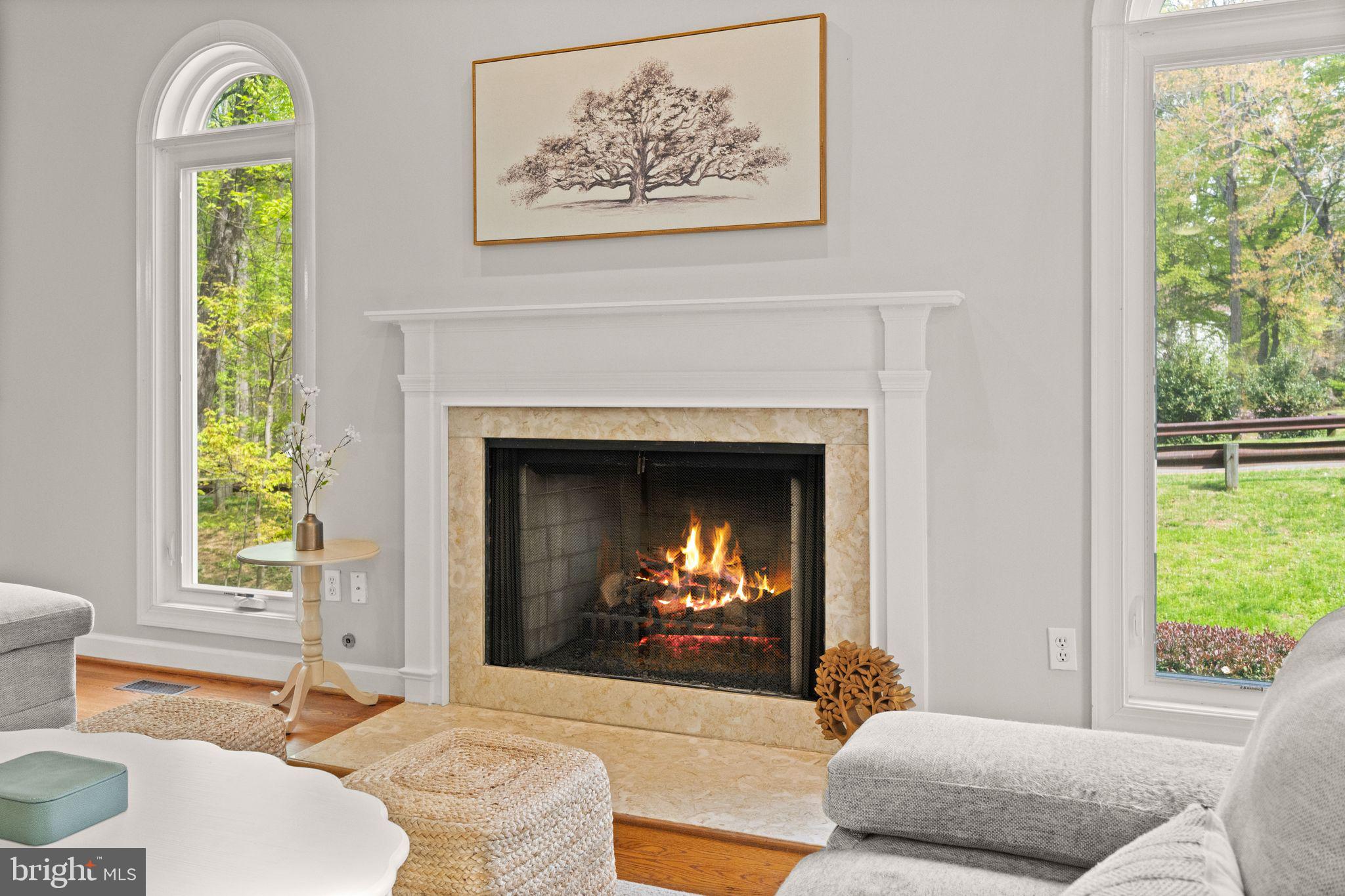 POINTE AT RIVERVIEW EST - Residential