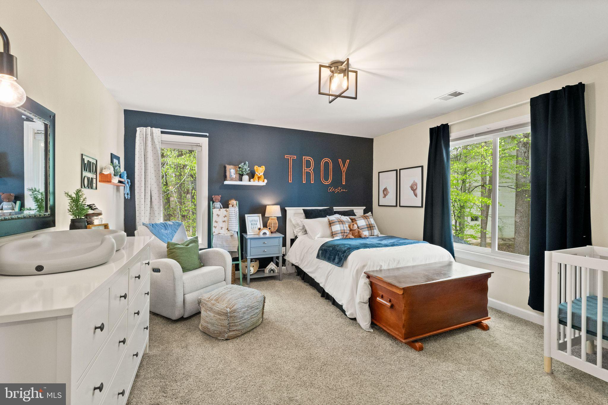 POINTE AT RIVERVIEW EST - Residential