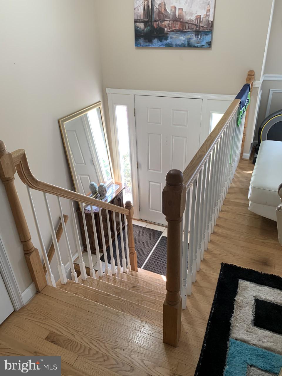 COUNTRY CLUB MANOR - Residential Lease