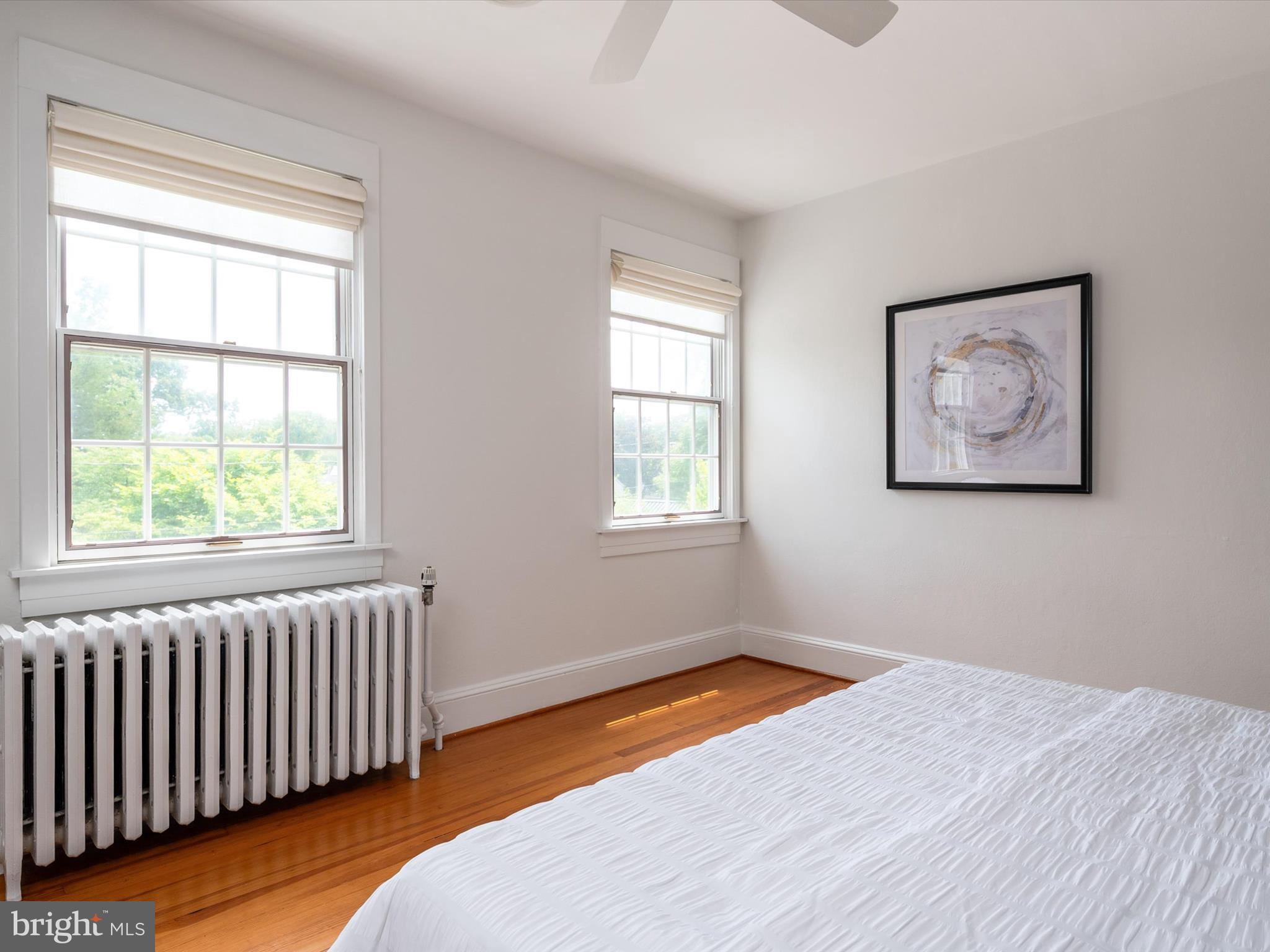 MURRAY HILL - Residential