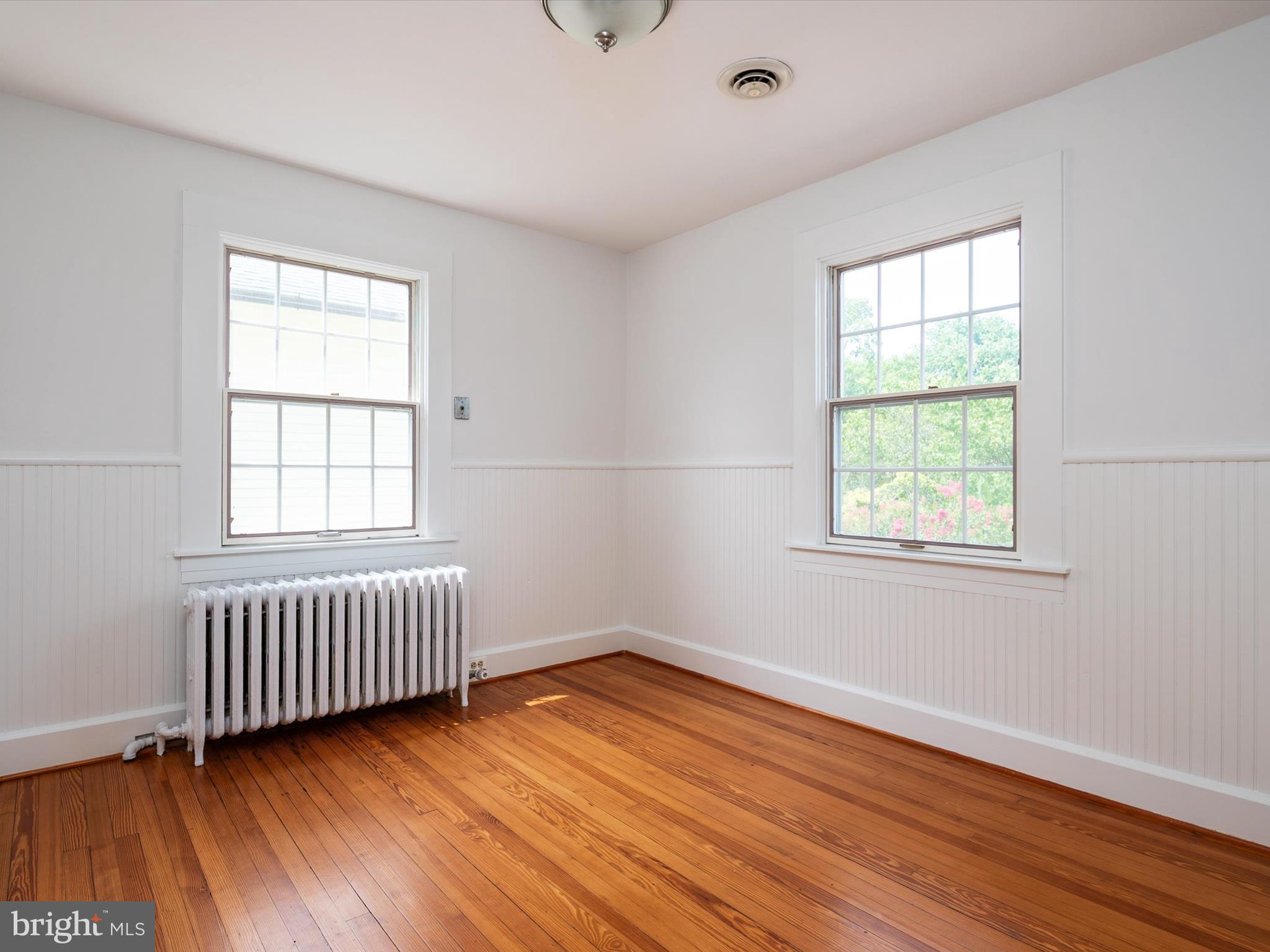 MURRAY HILL - Residential