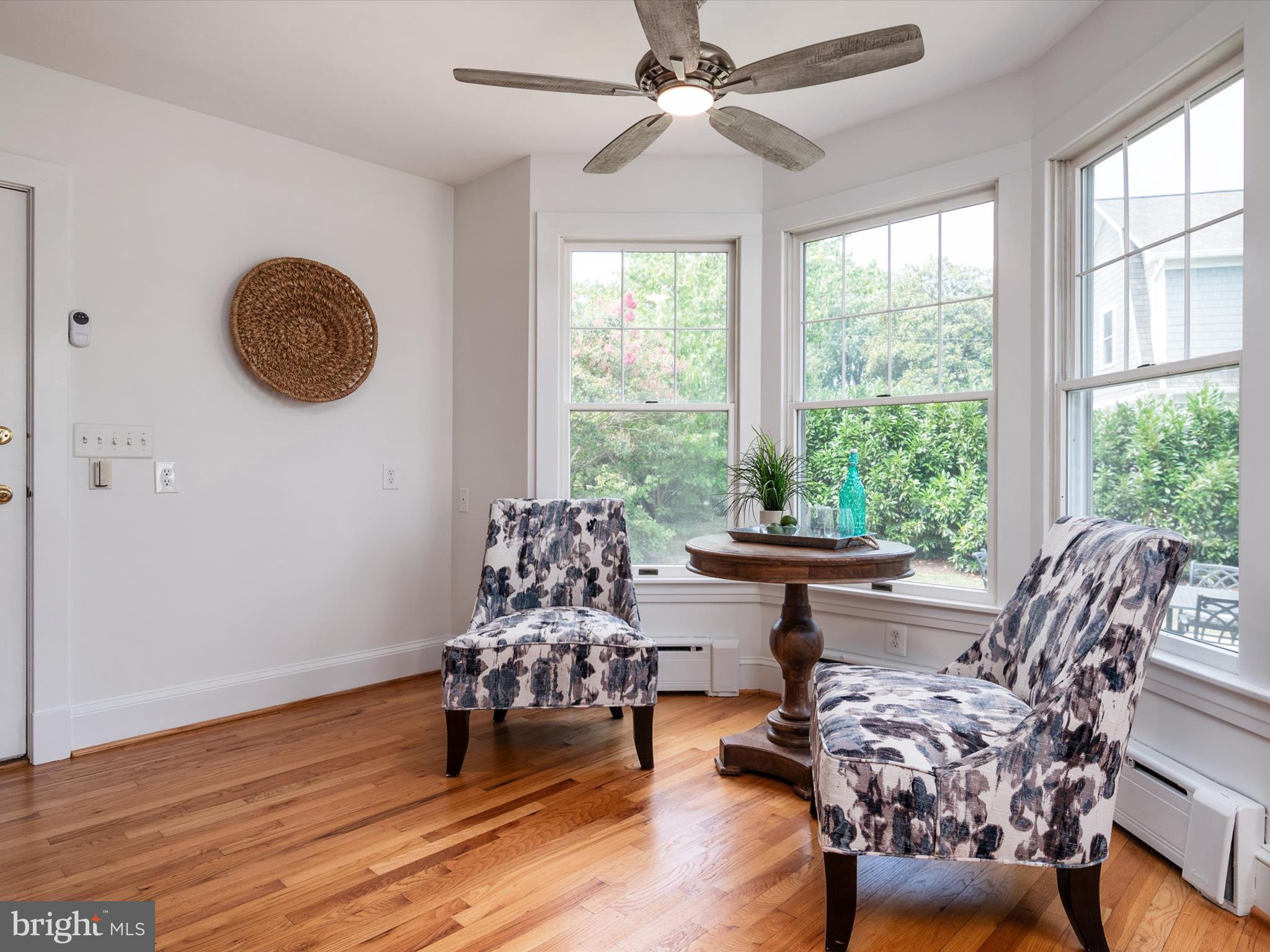 MURRAY HILL - Residential