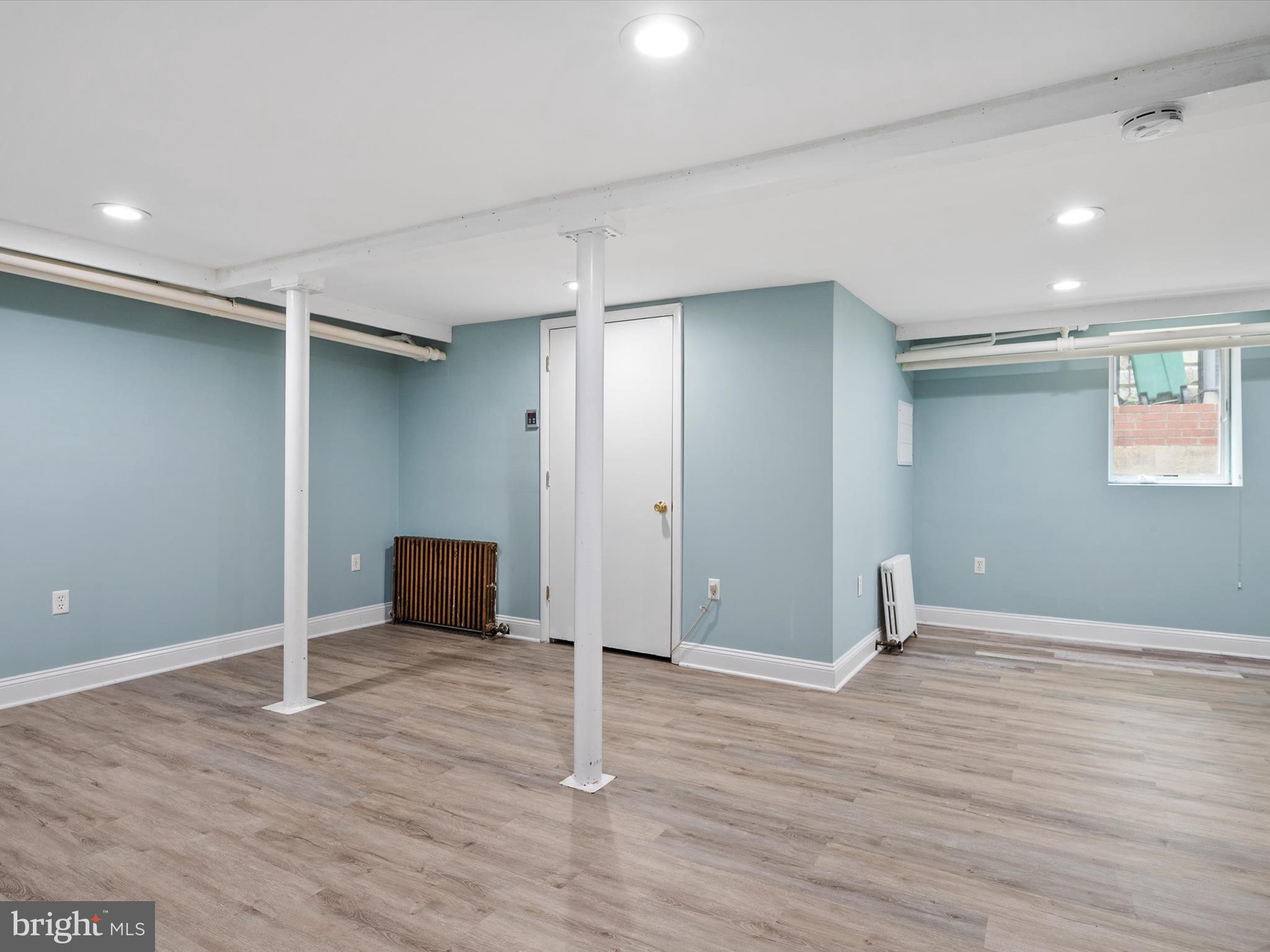 MURRAY HILL - Residential