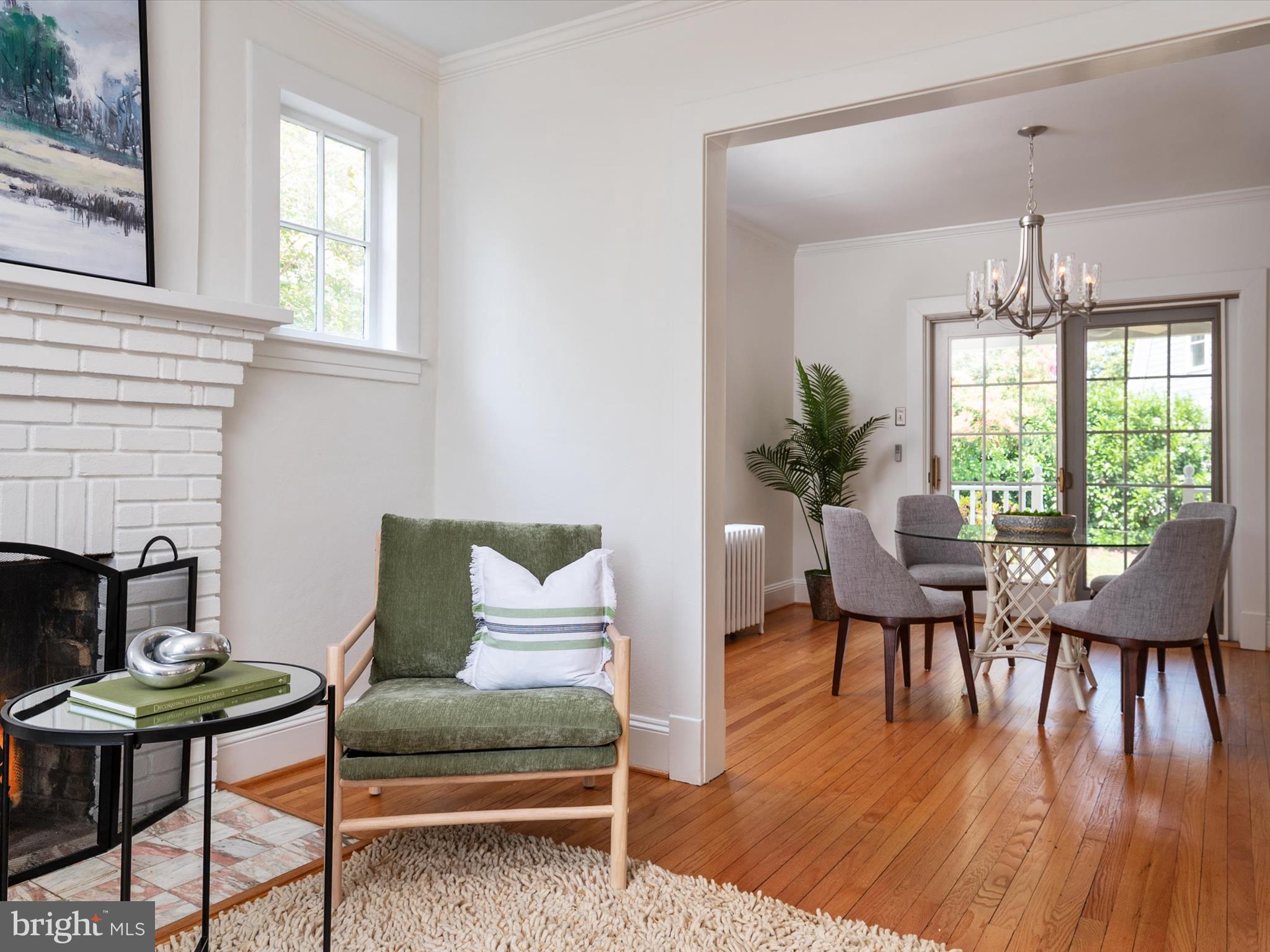 MURRAY HILL - Residential