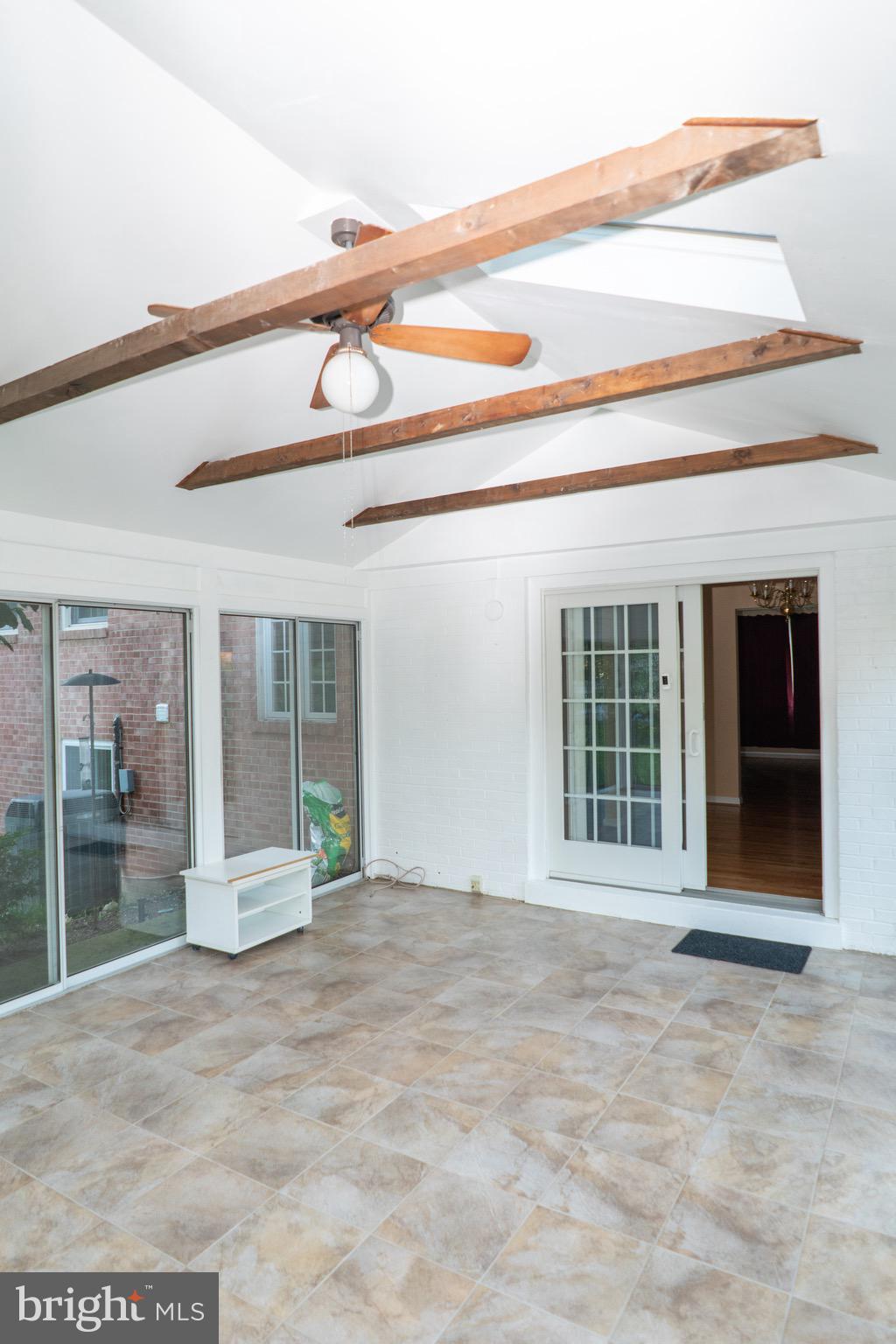 WILLOW WOODS - Residential Lease