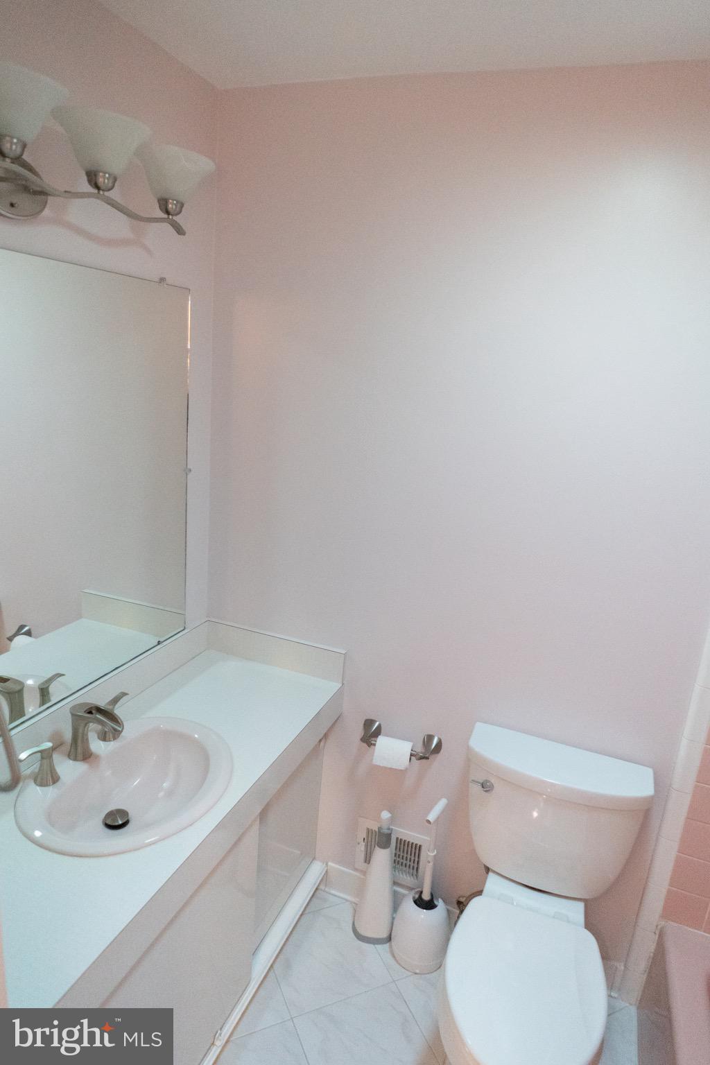 WILLOW WOODS - Residential Lease