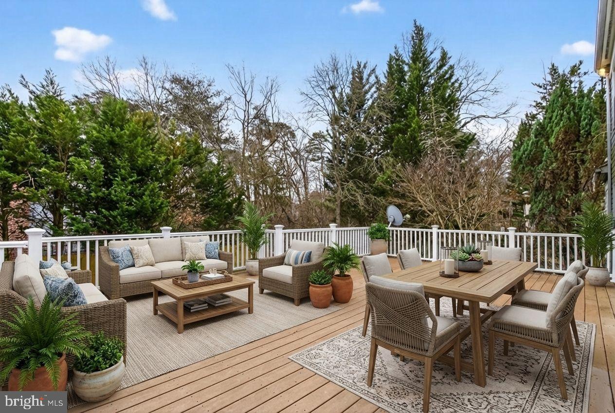 FOX CHASE - Residential