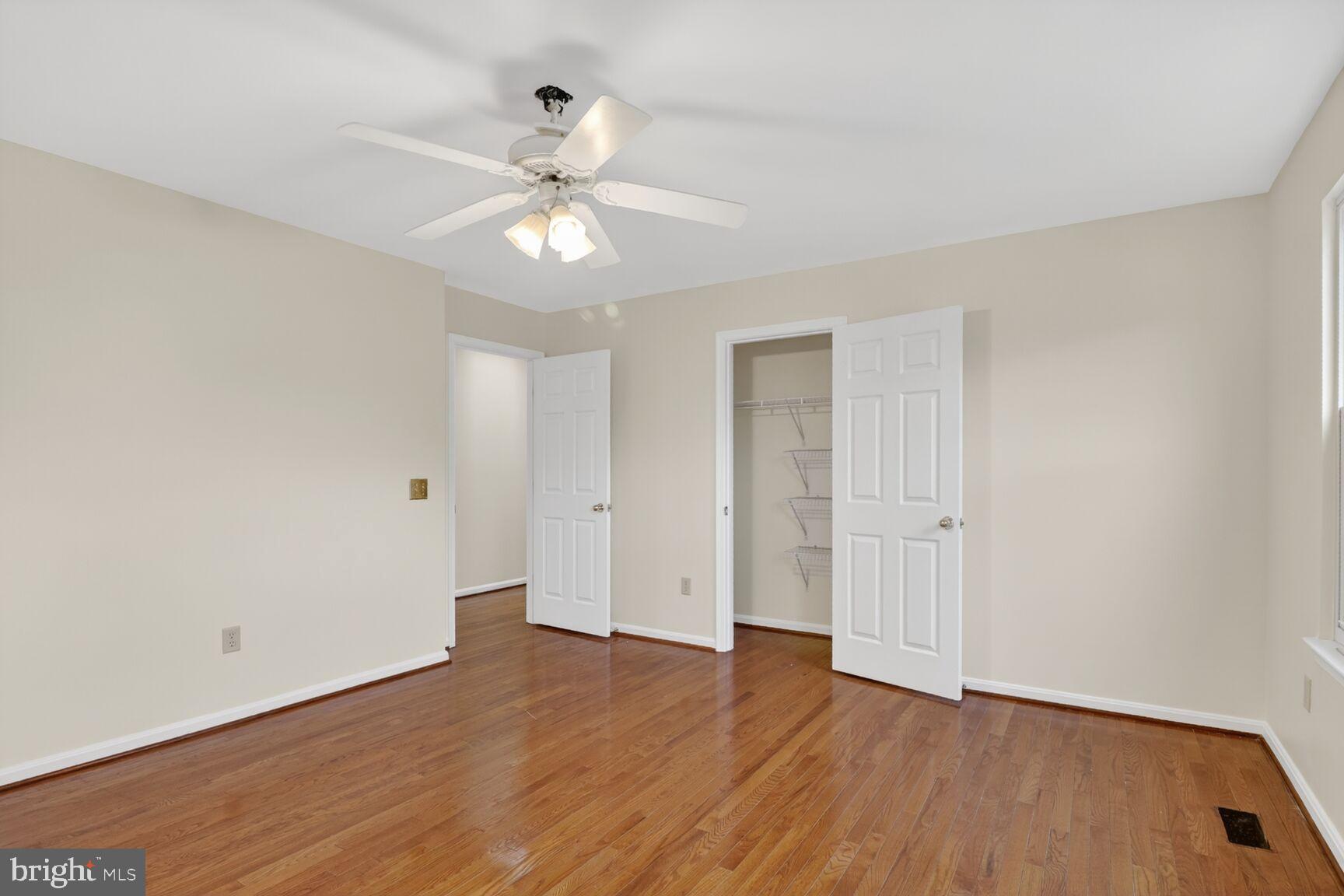 FOX CHASE - Residential