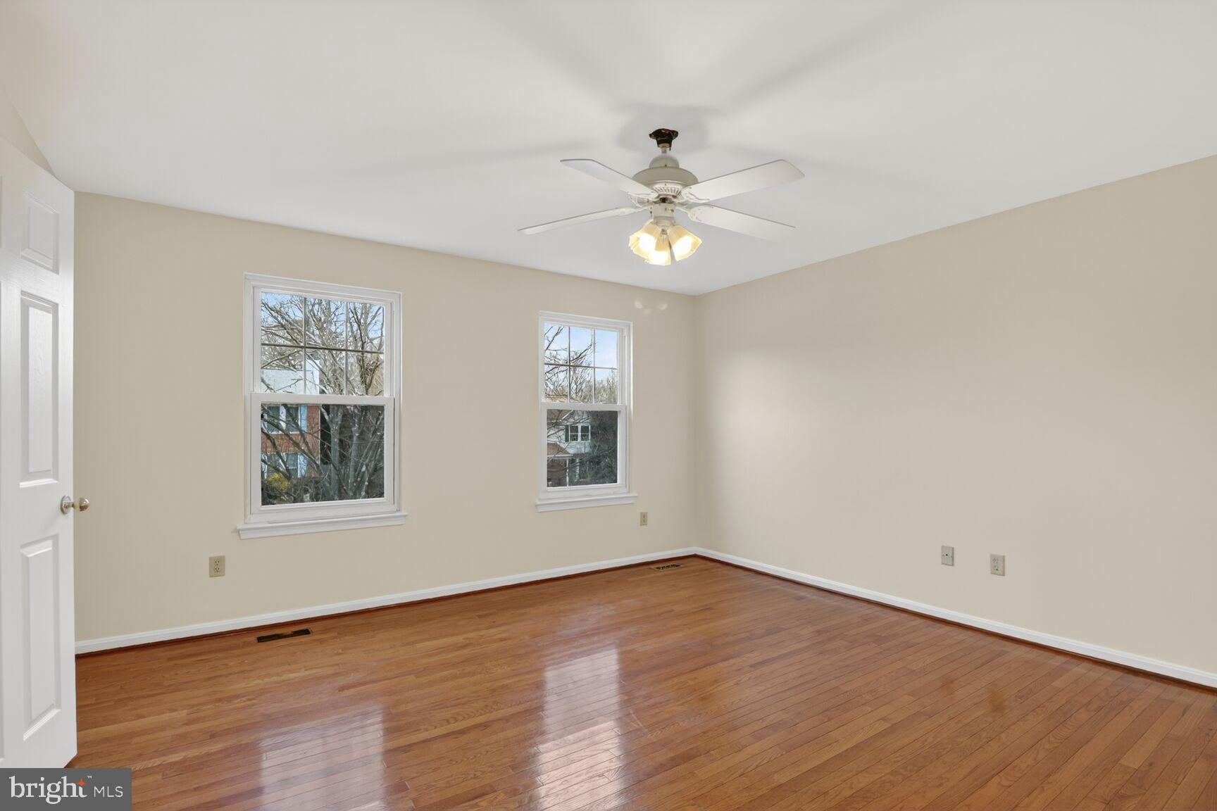 FOX CHASE - Residential