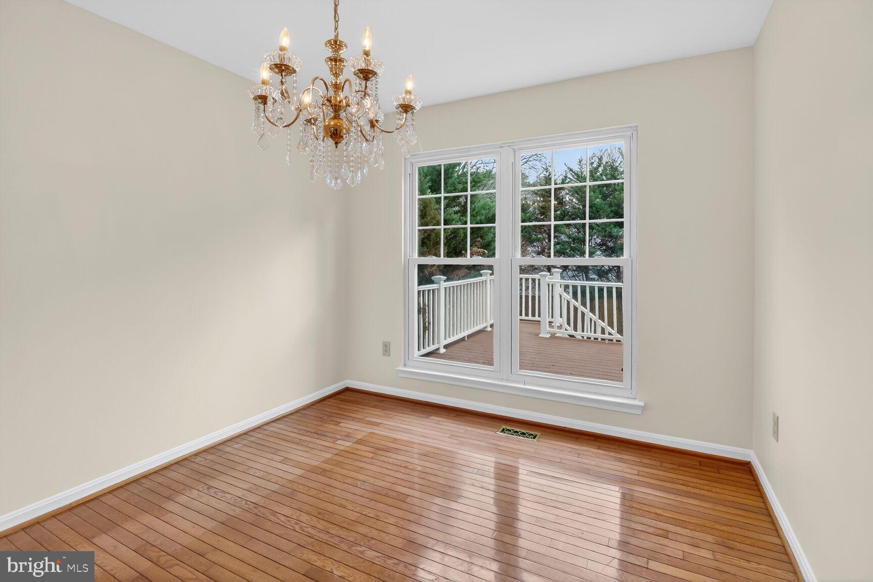 FOX CHASE - Residential