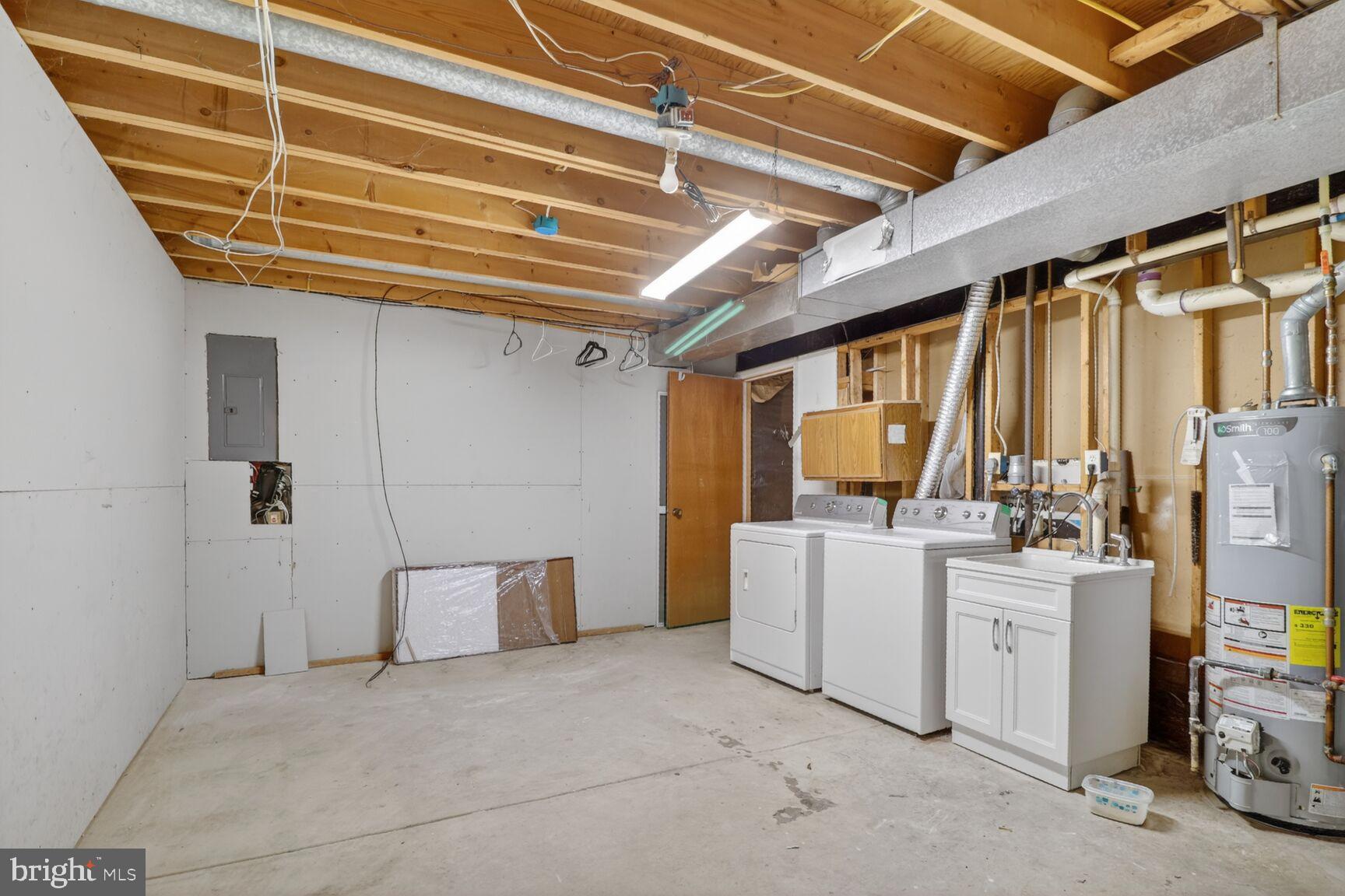 FOX CHASE - Residential