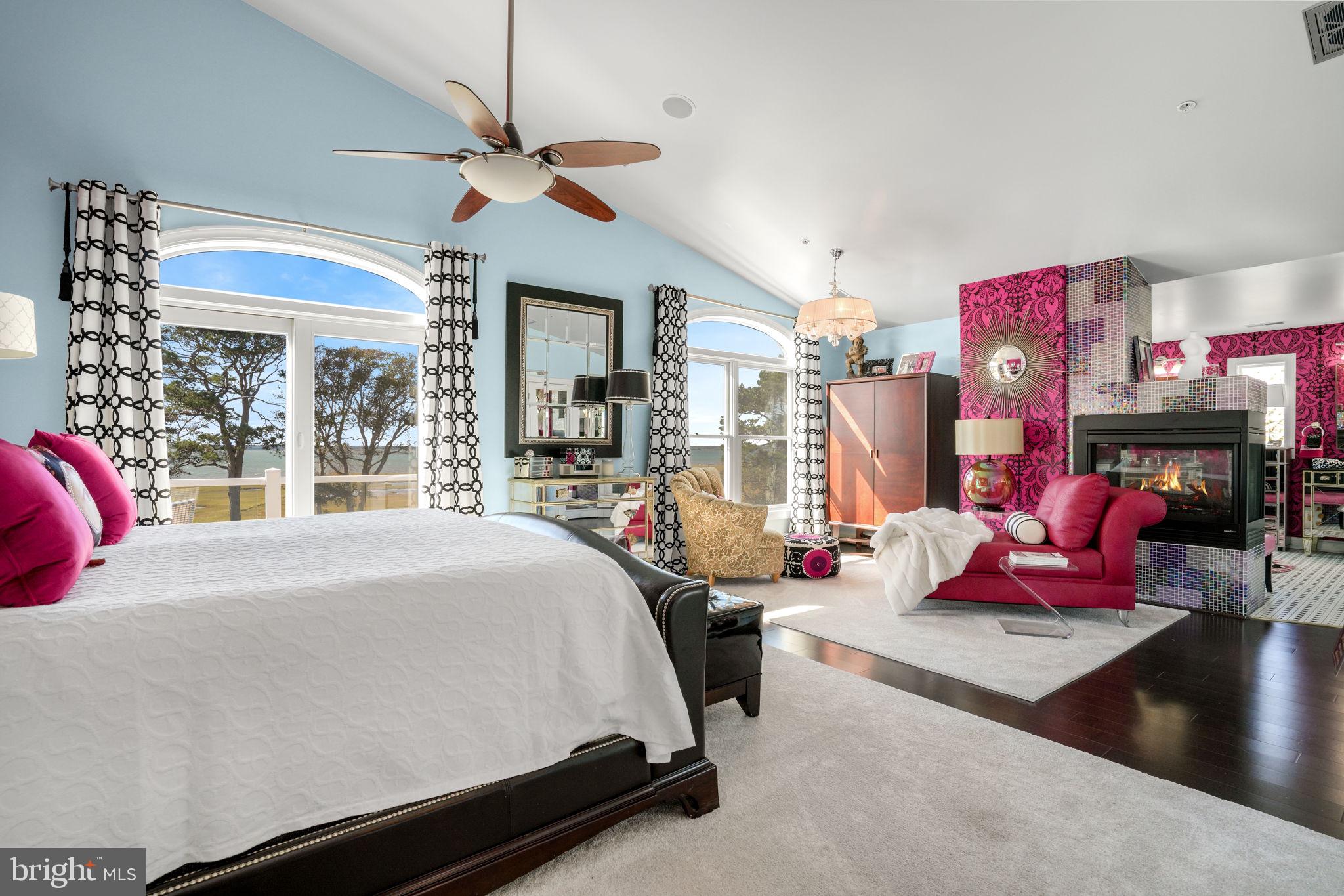 SOUTH POINT FARMS - Residential