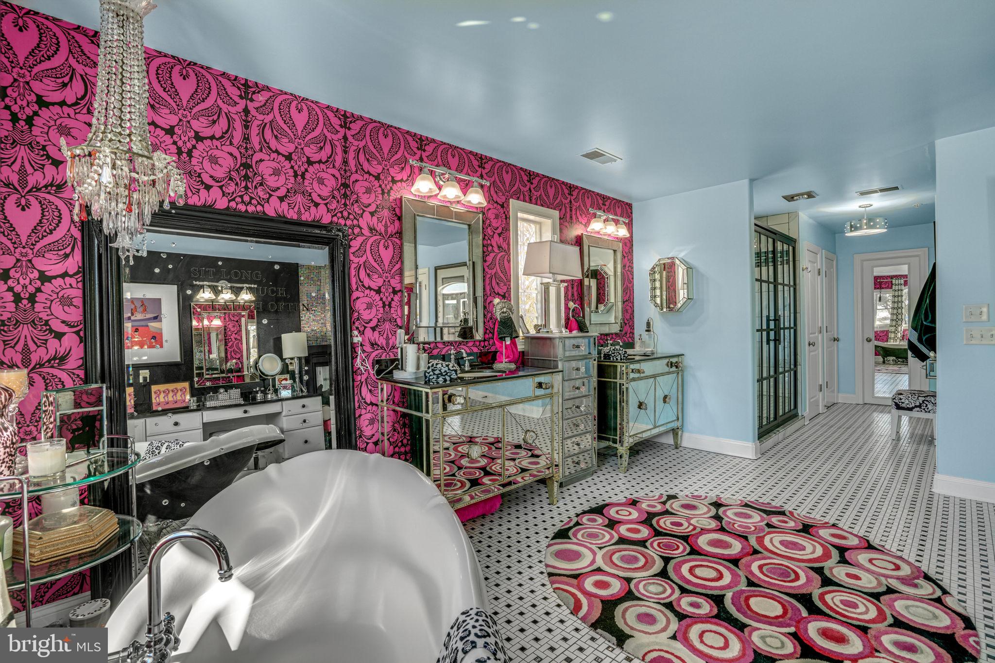 SOUTH POINT FARMS - Residential