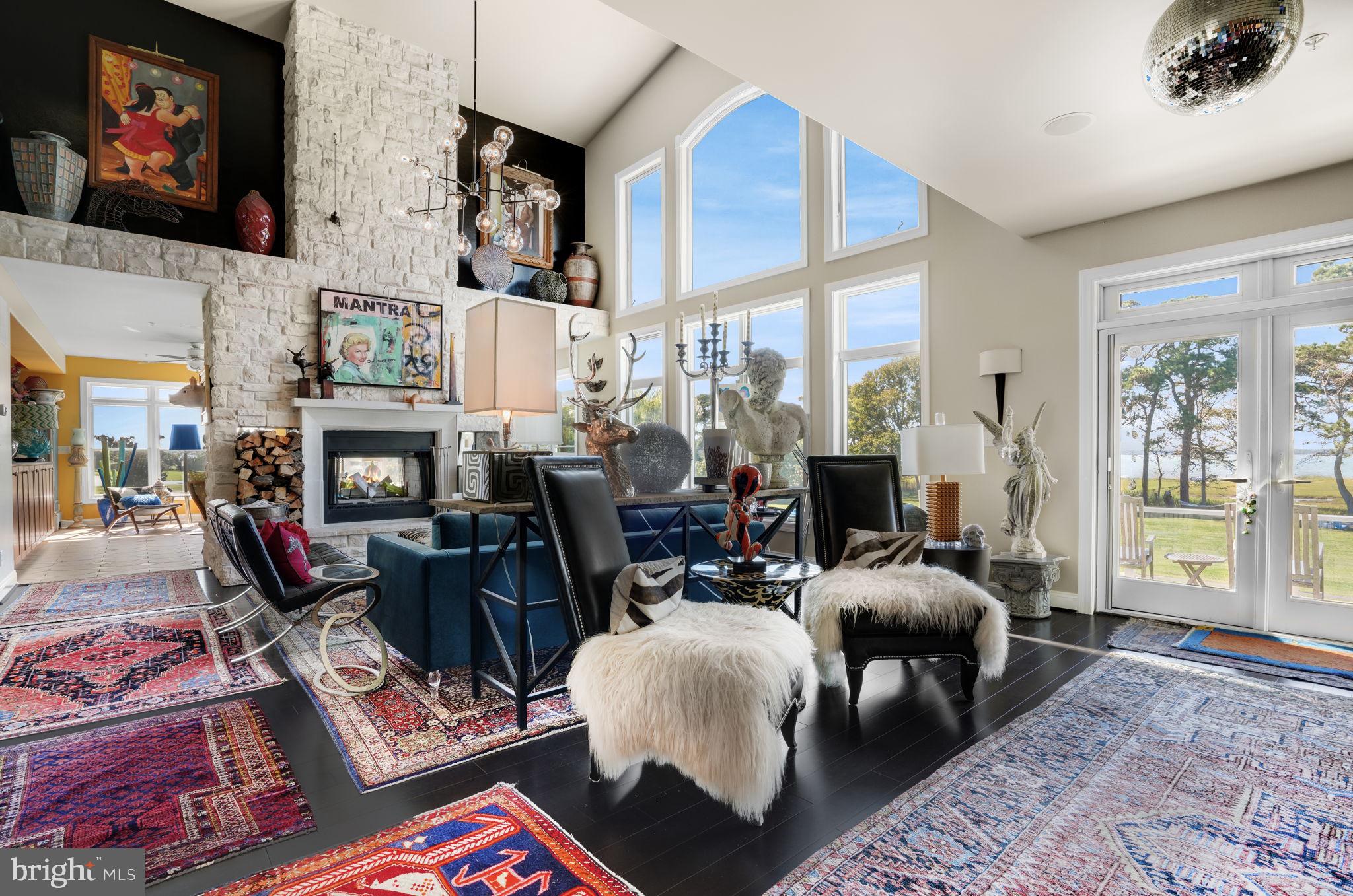 SOUTH POINT FARMS - Residential