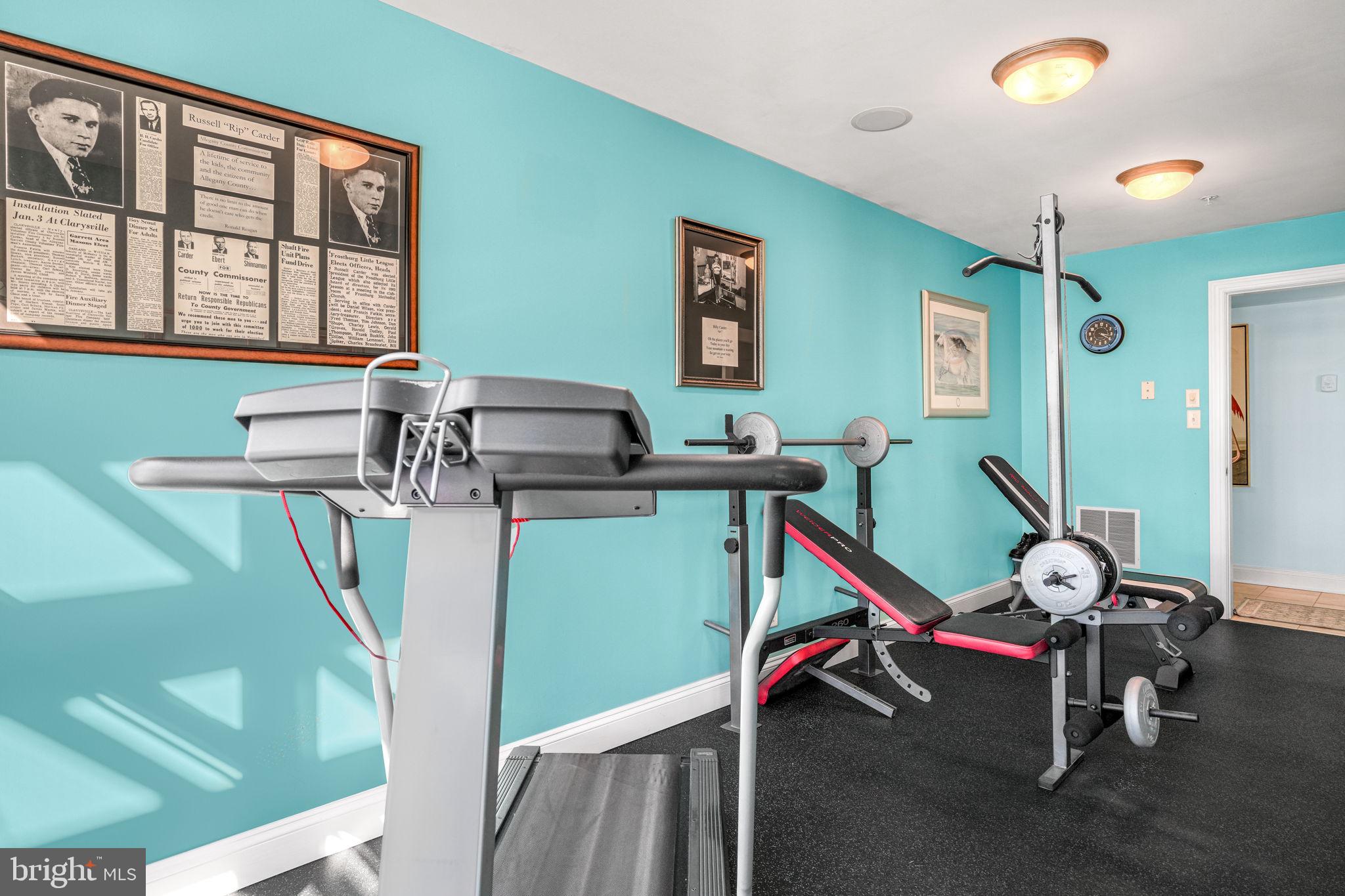 SOUTH POINT FARMS - Residential