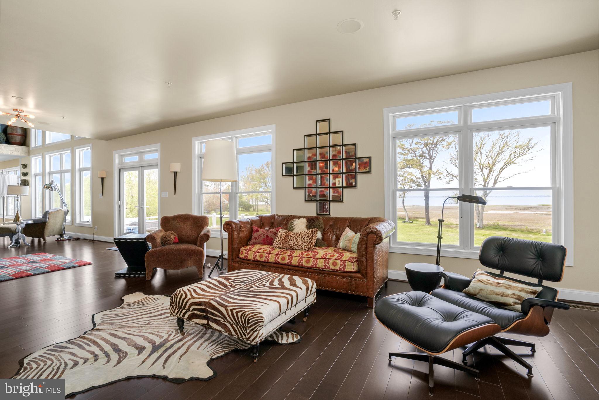 SOUTH POINT FARMS - Residential